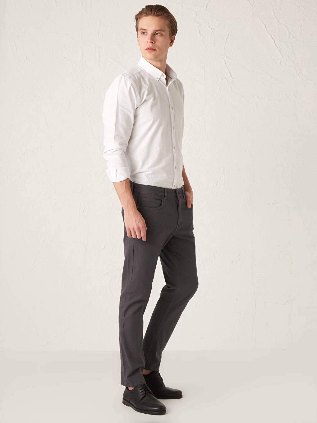 Slim Fit Twill Men's Trousers-1