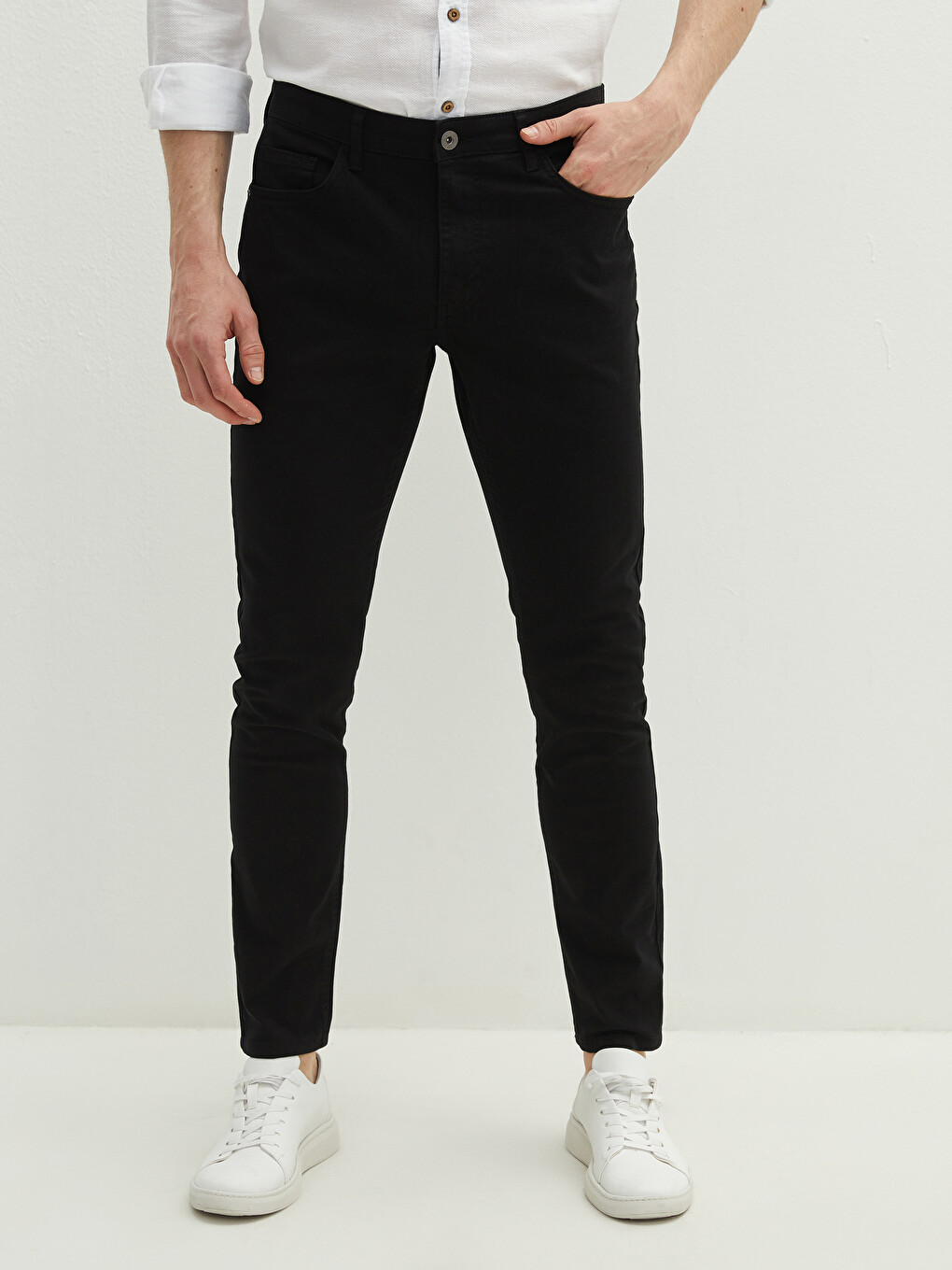 Man Black Chino Trousers-4