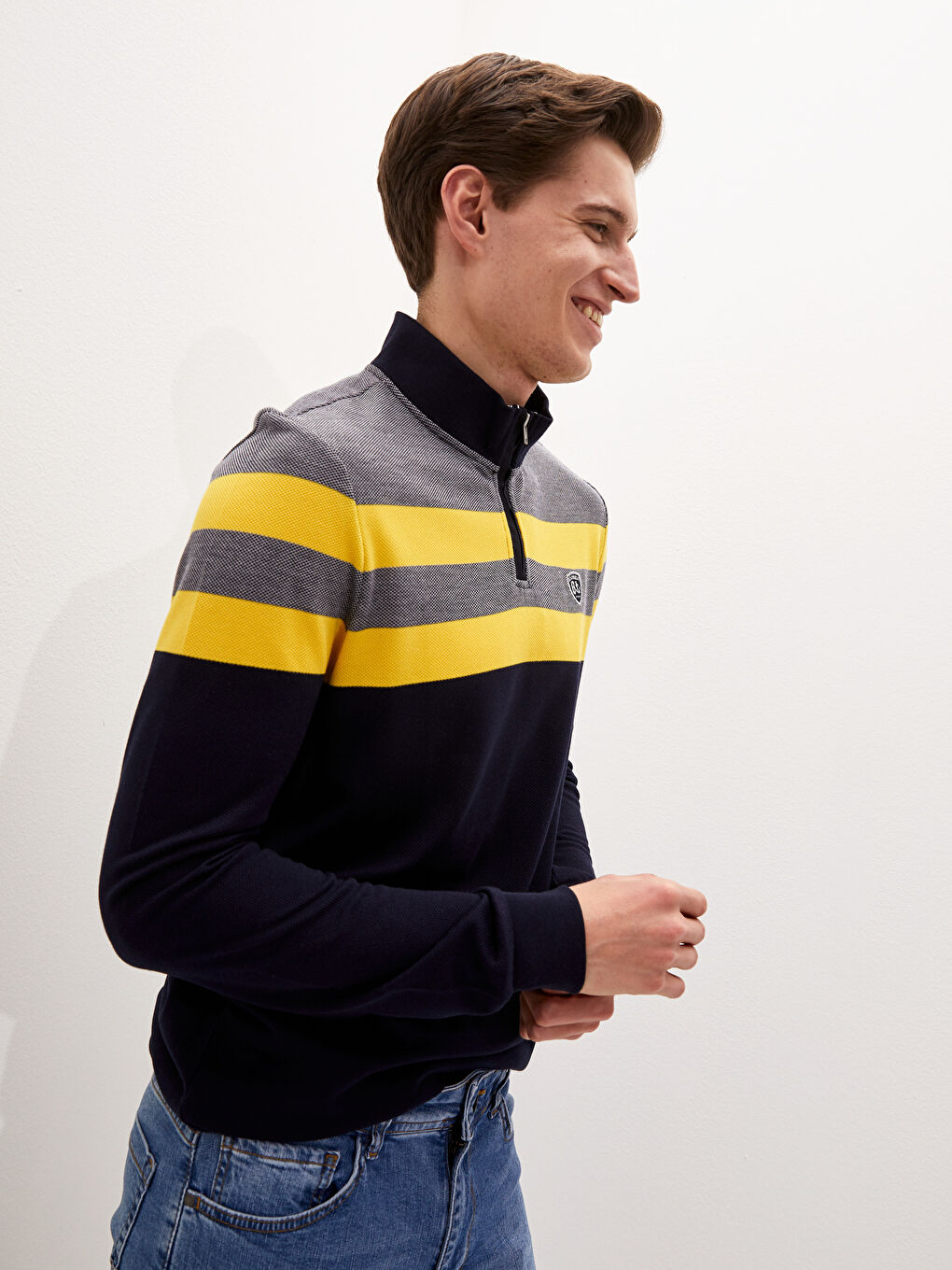 سويت شيرت مخطط كم طويل بياقة قمع للرجال-2