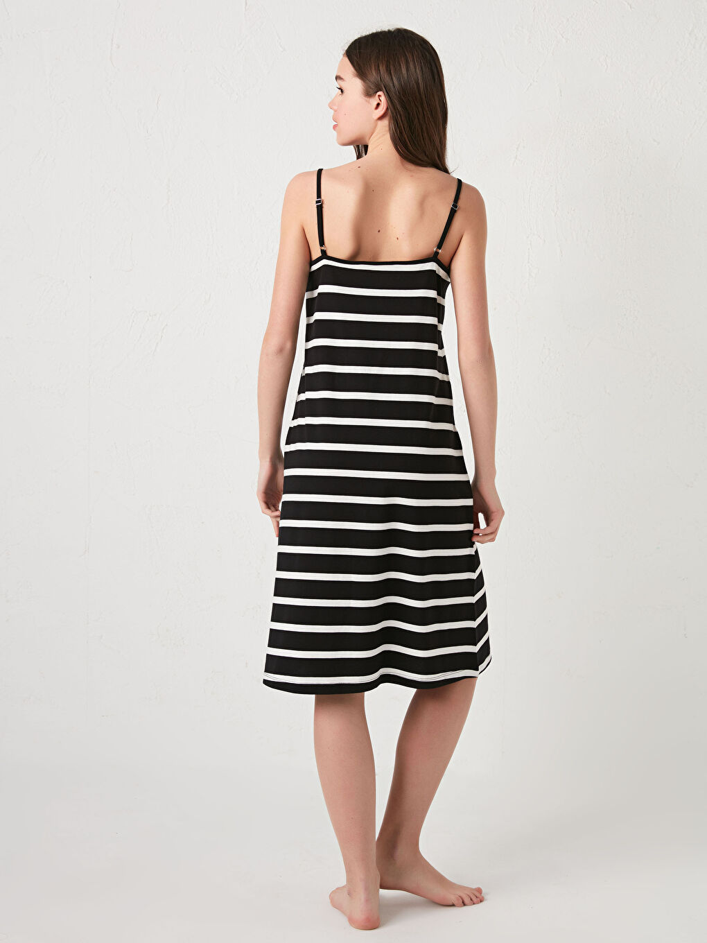 Crew Neck Rope Strap Printed Cotton Nightgown-4