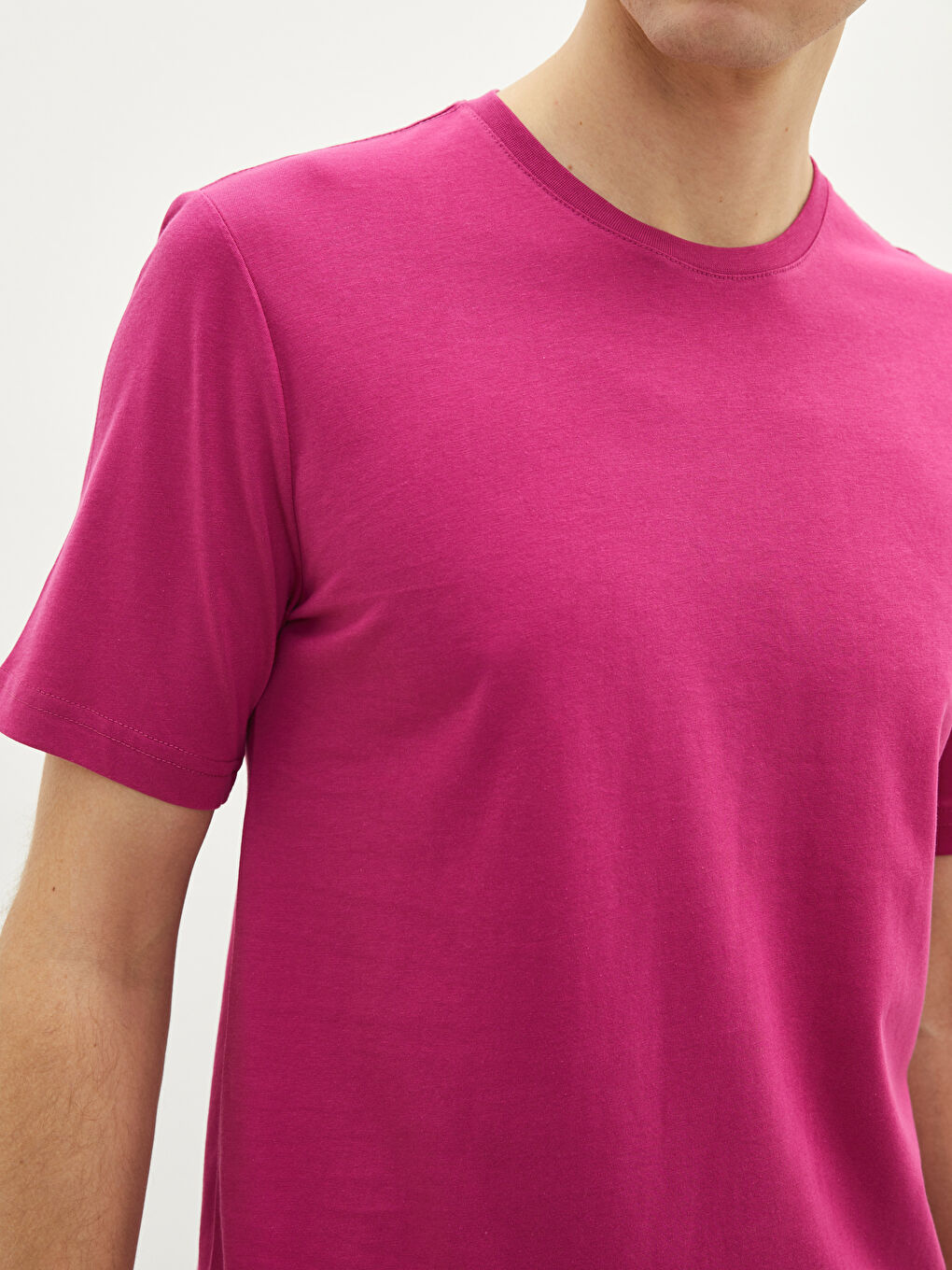 Fuşya Bisiklet Yaka Basic Kısa Kollu Pamuklu Erkek Tişört-3
