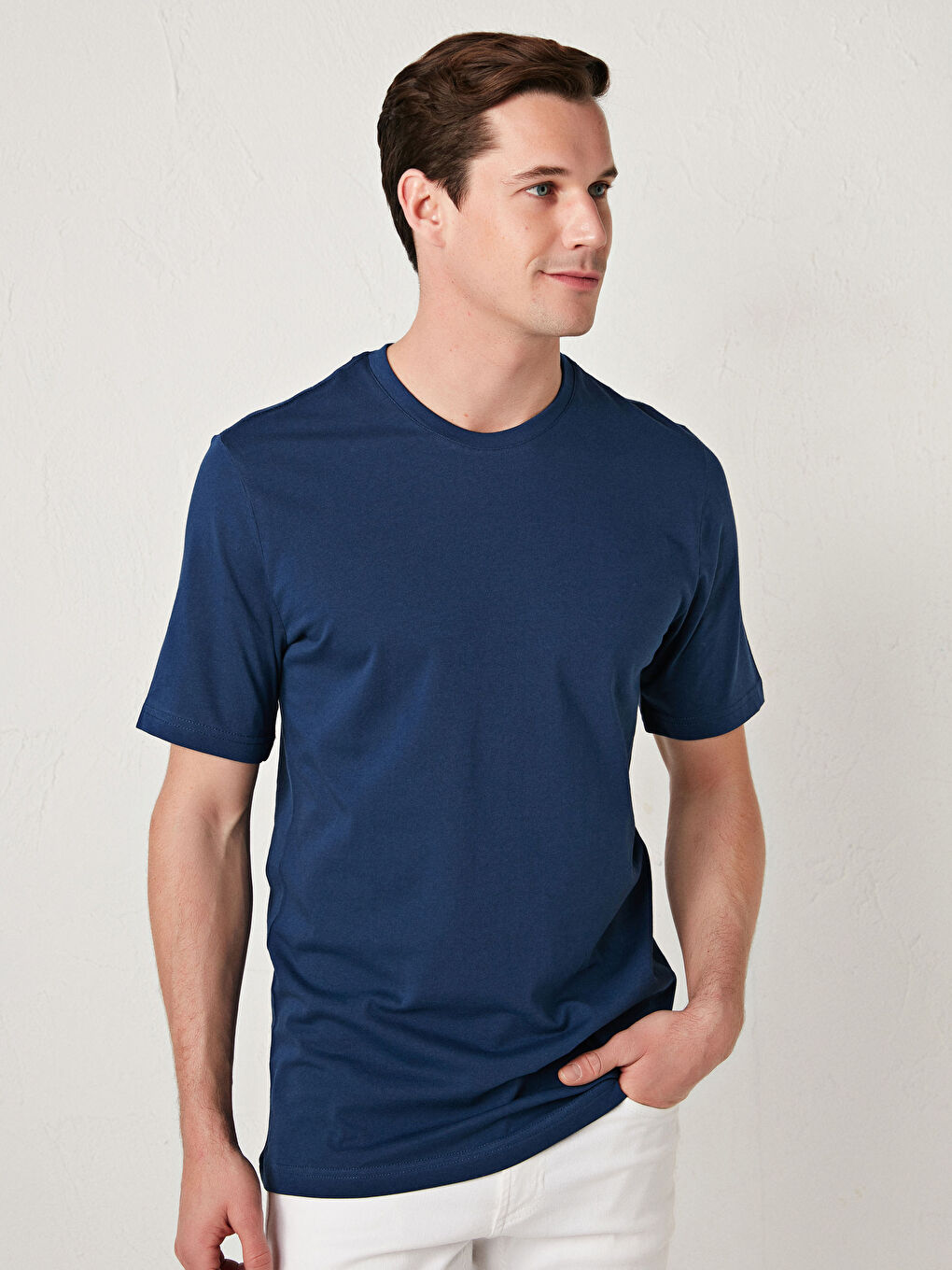 Lacivert Bisiklet Yaka Basic Kısa Kollu Pamuklu Erkek Tişört-1