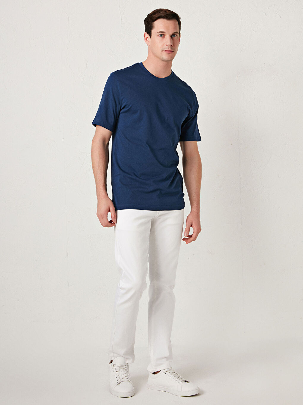 Lacivert Bisiklet Yaka Basic Kısa Kollu Pamuklu Erkek Tişört-2