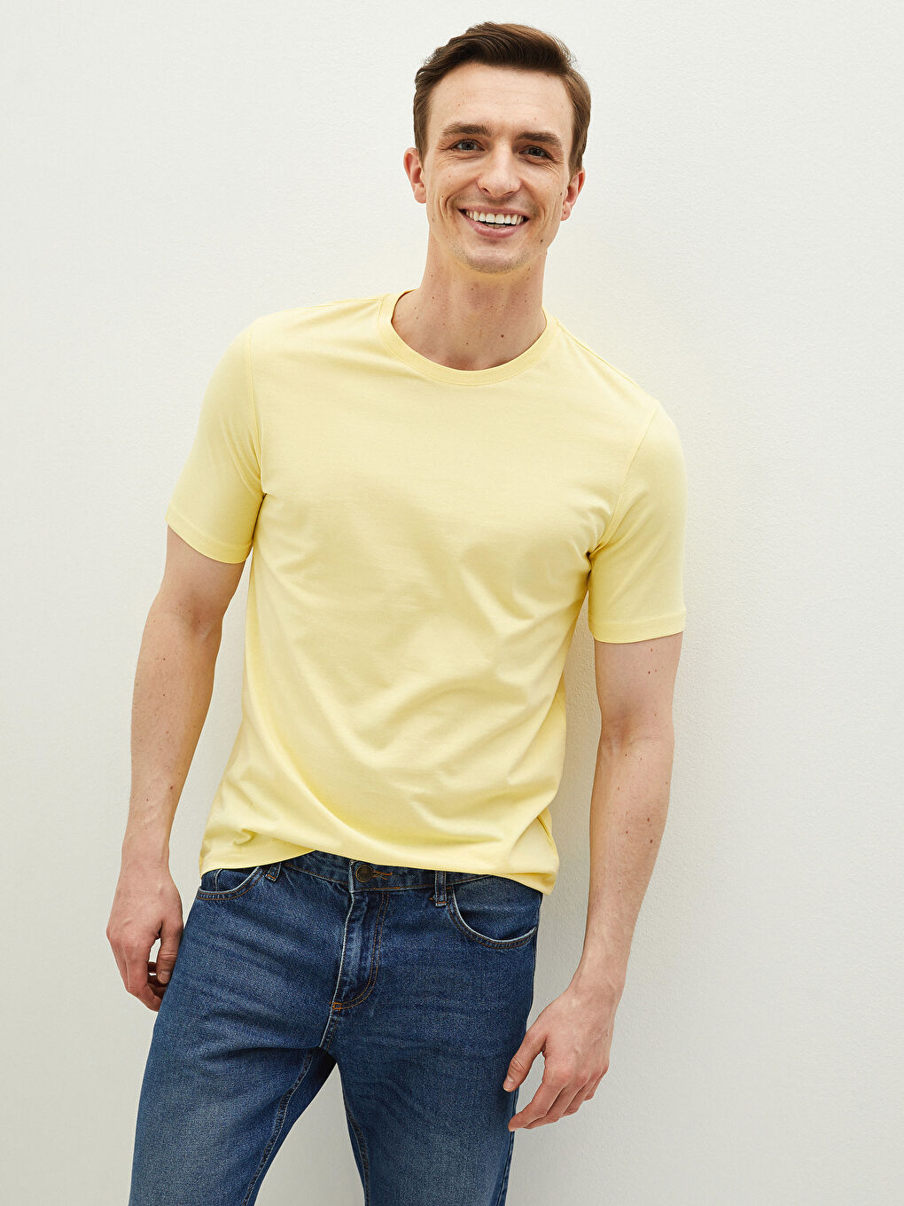 Sarı Bisiklet Yaka Basic Kısa Kollu Pamuklu Erkek Tişört-1