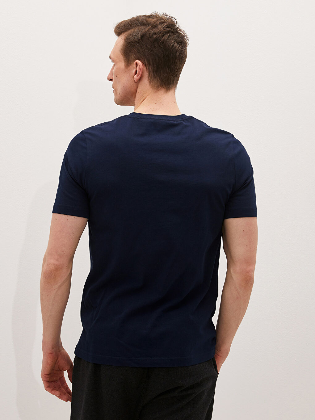 LC Waikiki V Neck Short Sleeve Basic Men's T-Shirt -S10203Z8-DWP