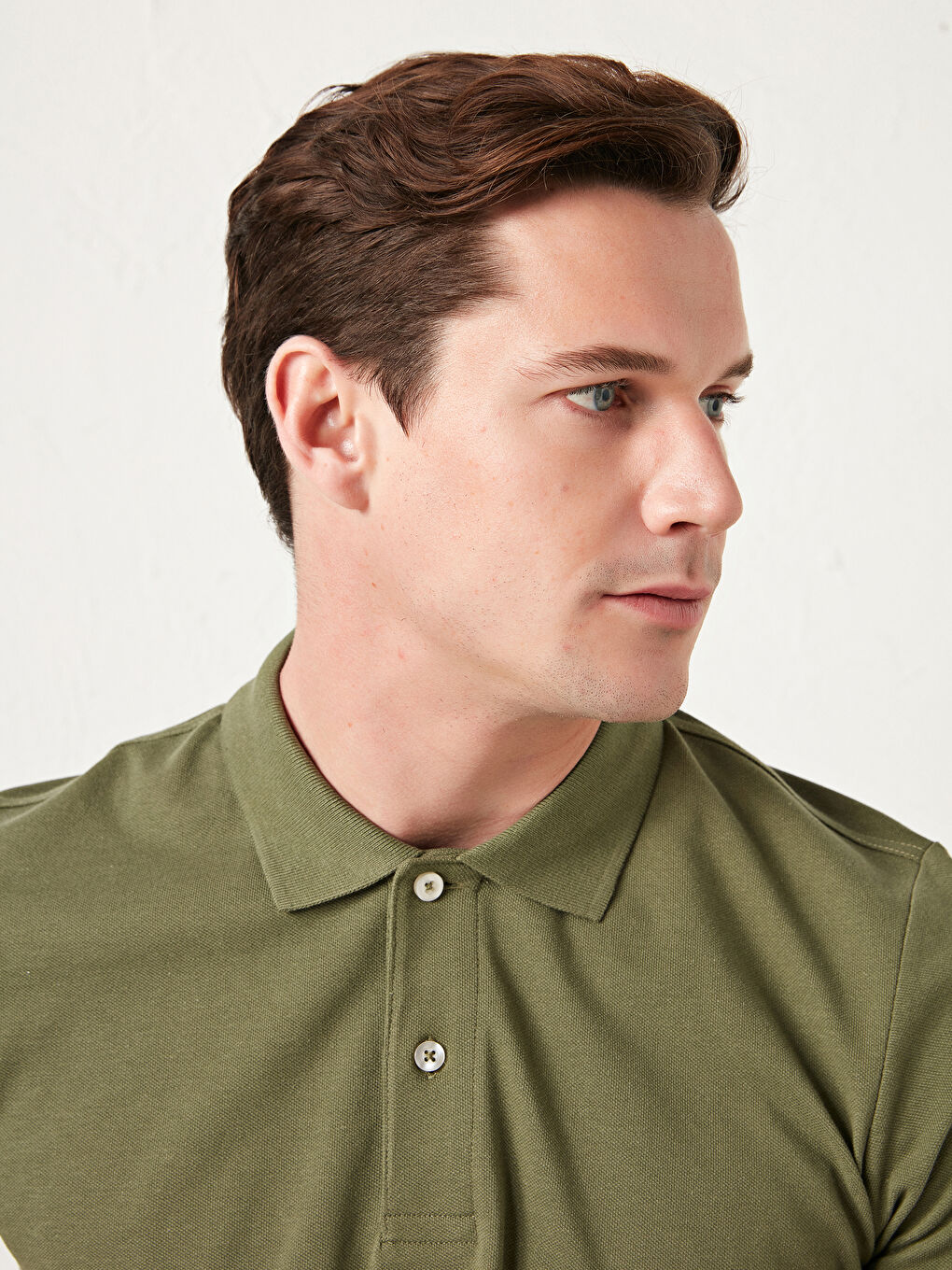 Haki Polo Yaka Kısa Kollu Pamuklu Erkek Tişört-3