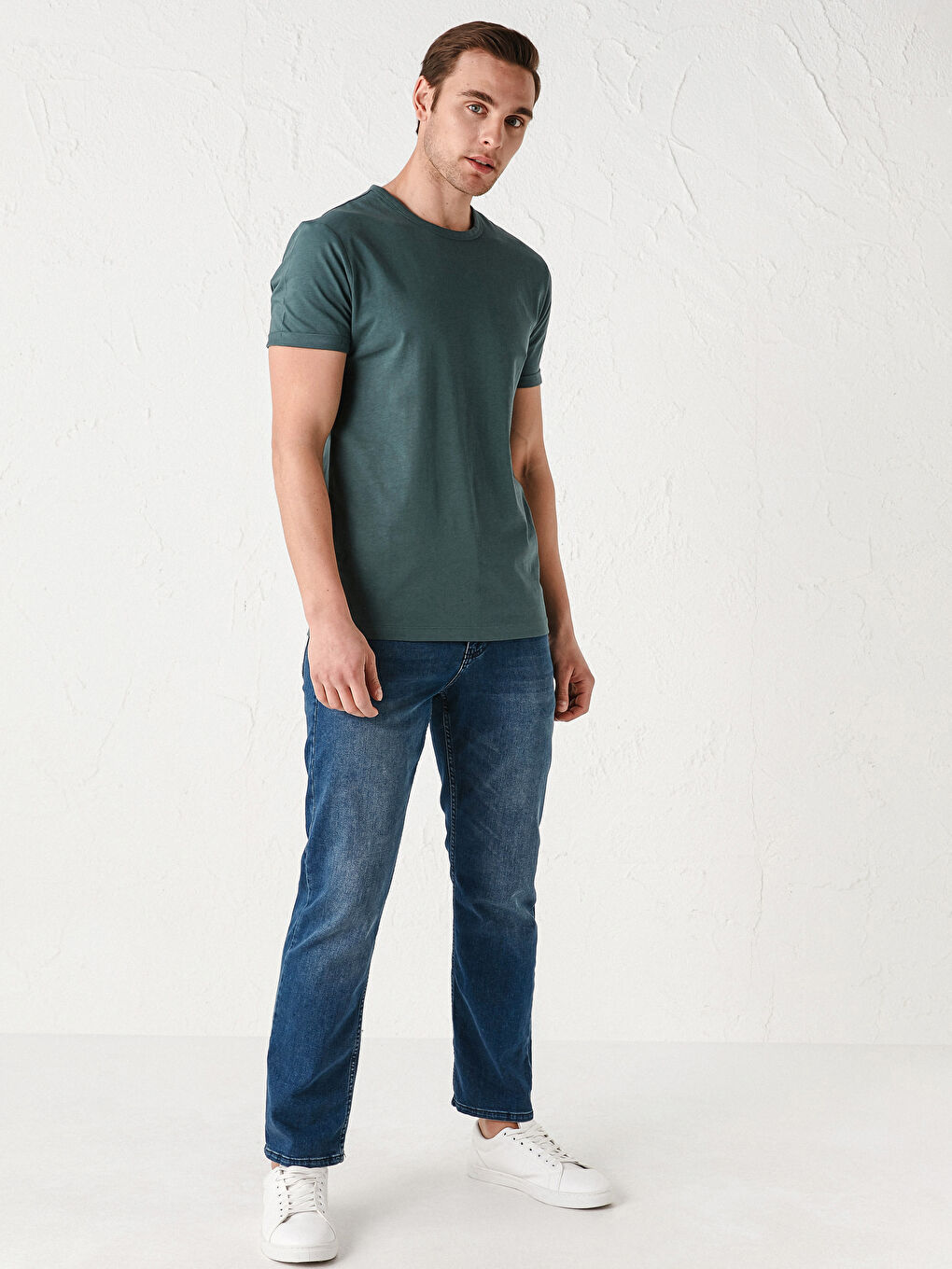 Yeşil Bisiklet Yaka Kısa Kollu Basic Penye Erkek Tişört-3