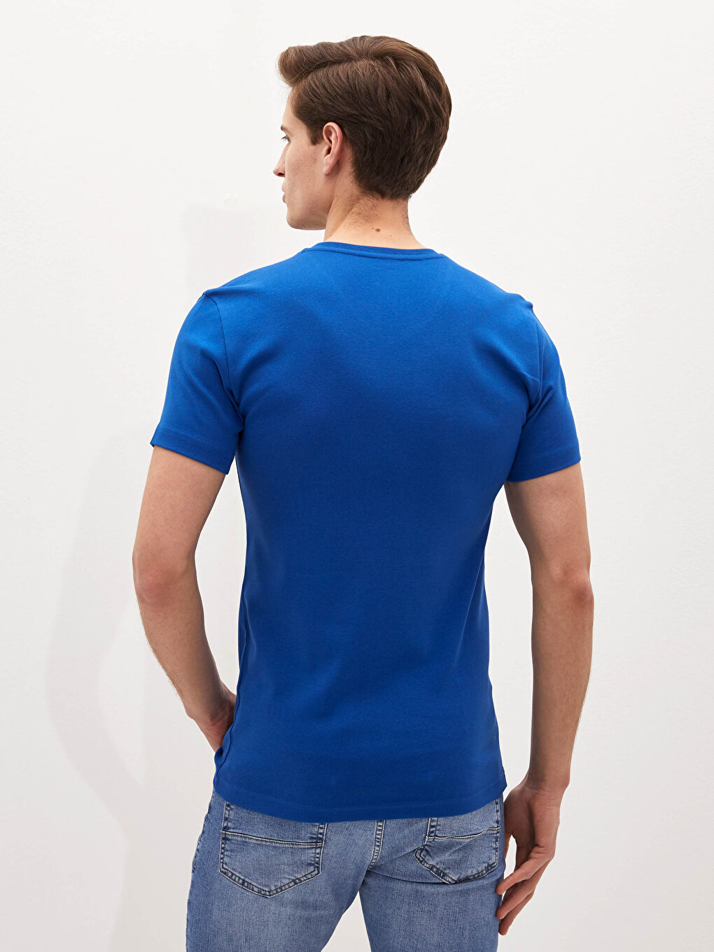 Mavi V Yaka Kısa Kollu Basic Penye Erkek Tişört-4