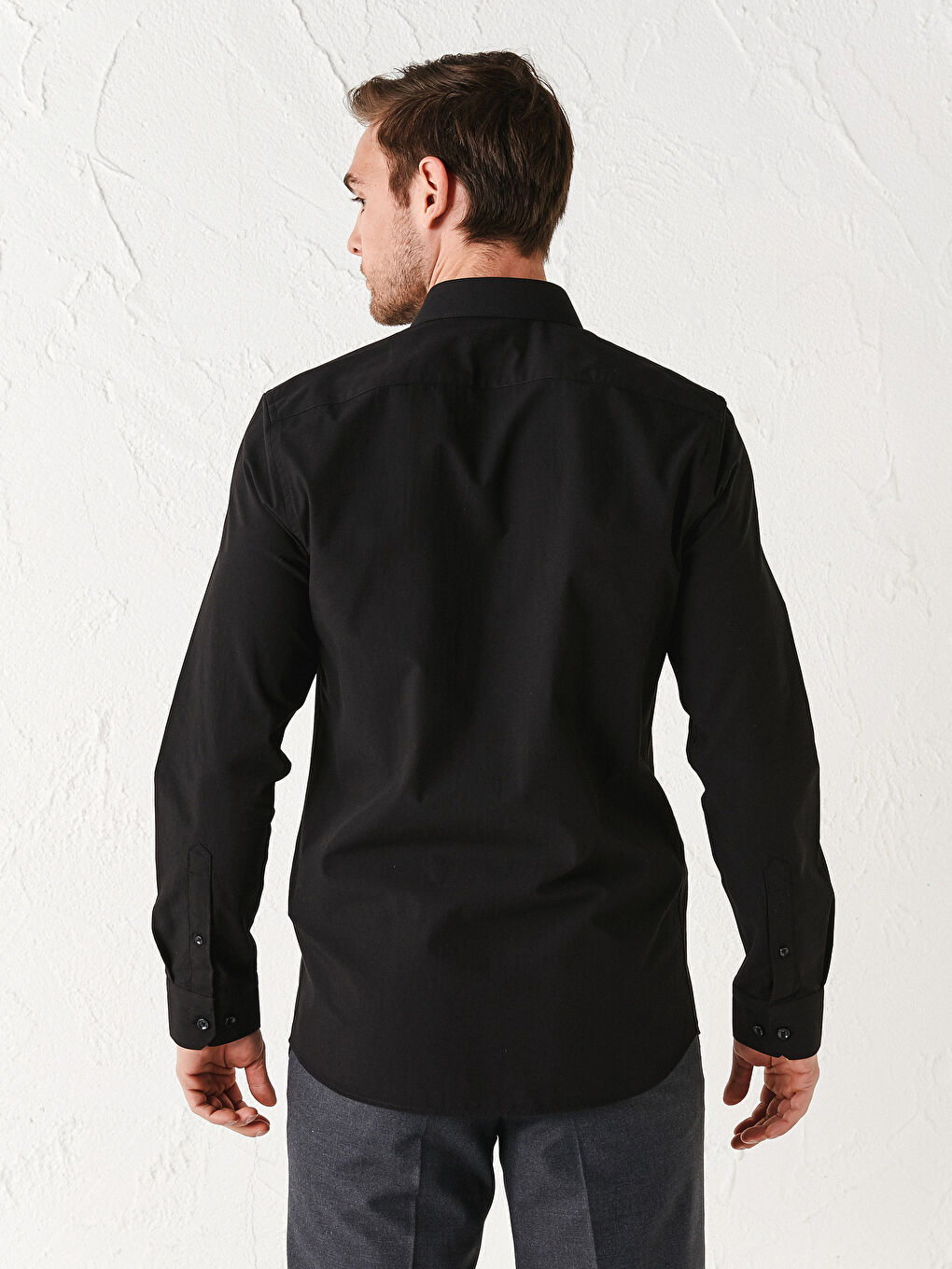 Siyah Slim Fit Uzun Kollu Poplin Erkek Gömlek-4