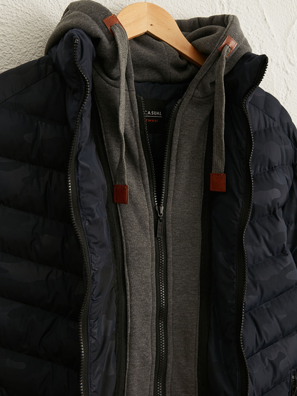 LCW Casual Puffer with Hood -S10341Z8-J2H