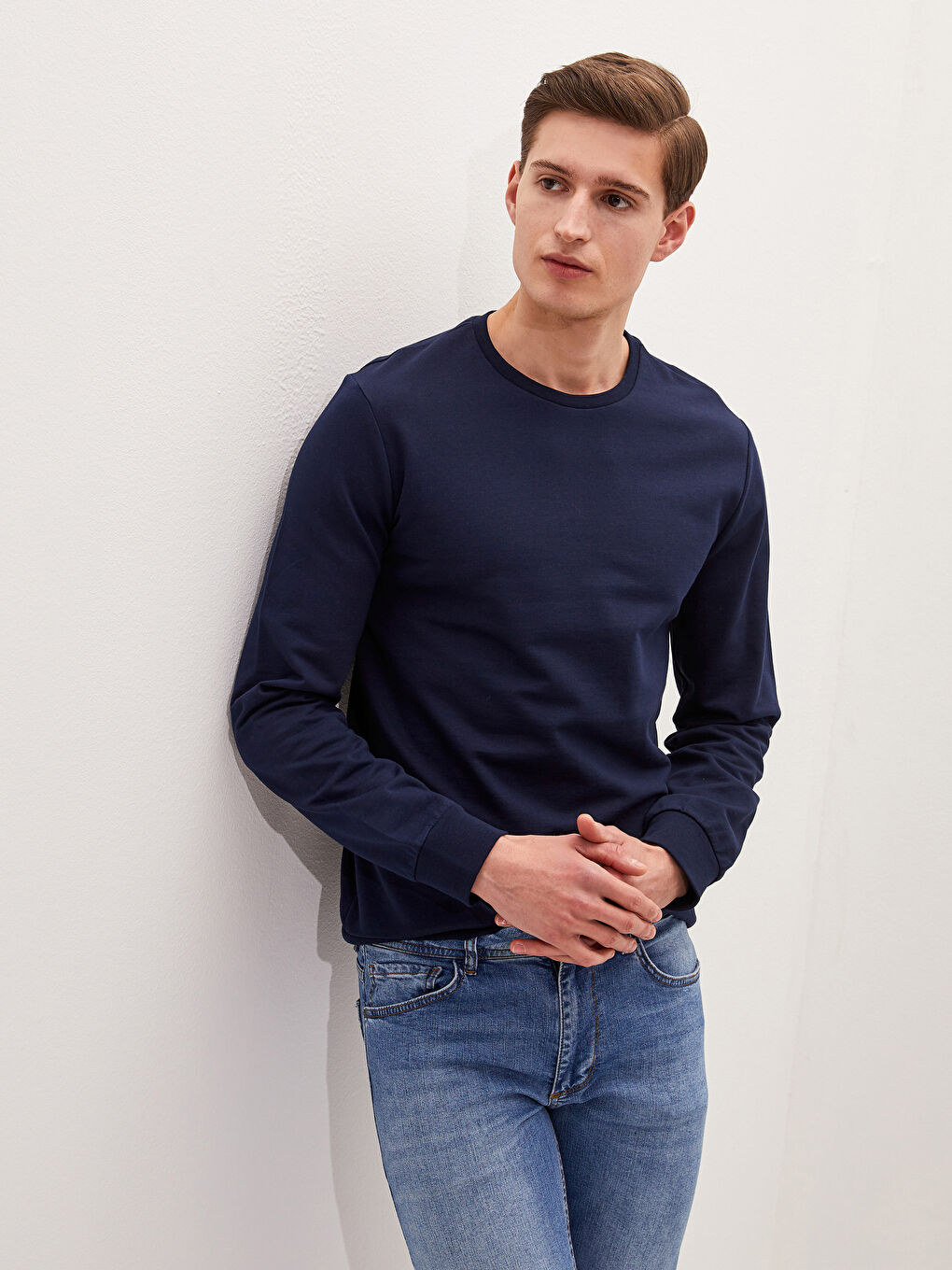 Sweat-shirt Basique à Manches Longues pour Hommes avec Col Rond-5