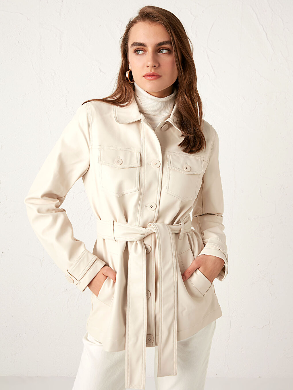 Manteau en simili cuir avec ceinture et col de chemise pour Femmes-1