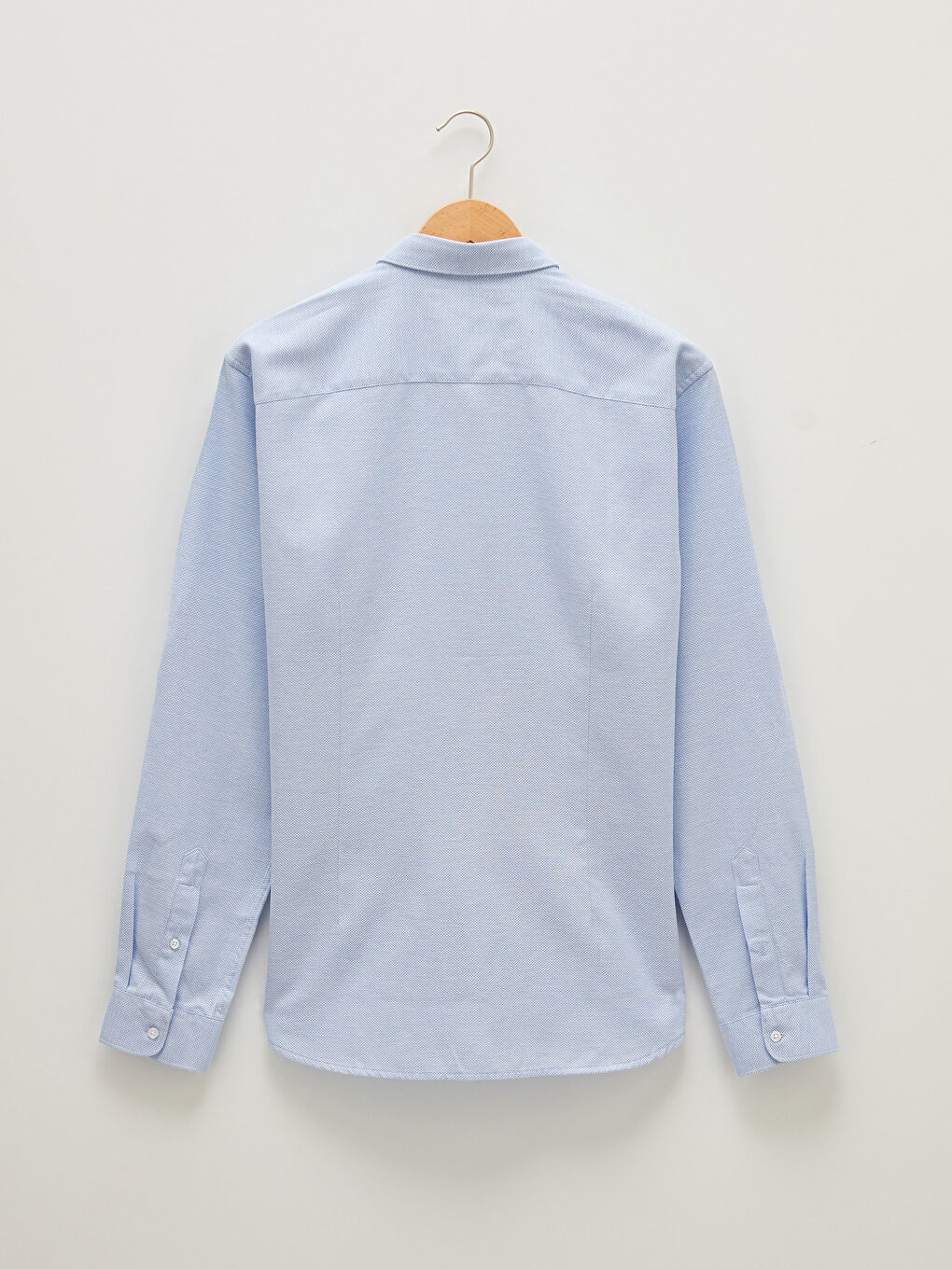 Приталена чоловіча сорочка з довгим рукавом з тканини армюр-6