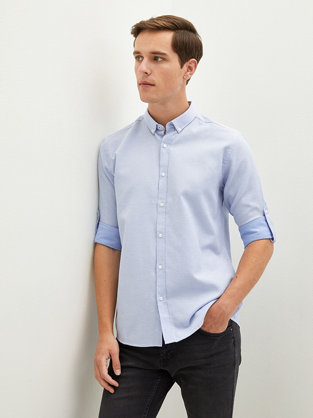 Приталена чоловіча сорочка з довгим рукавом з тканини армюр-4