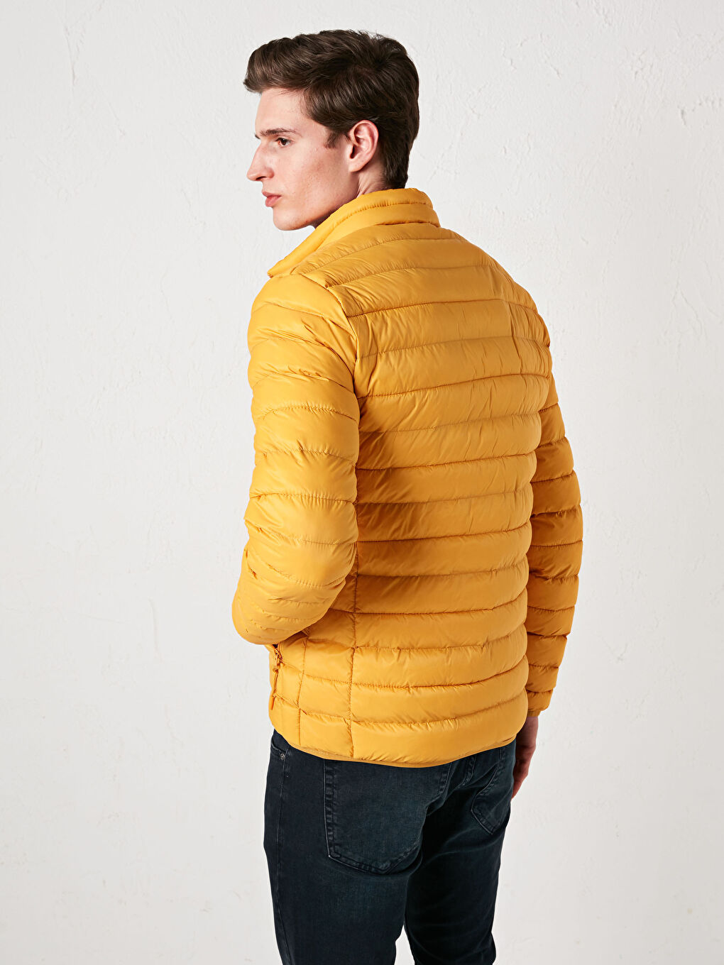 Standart Kalıp Dik Yaka Erkek Şişme Mont-3