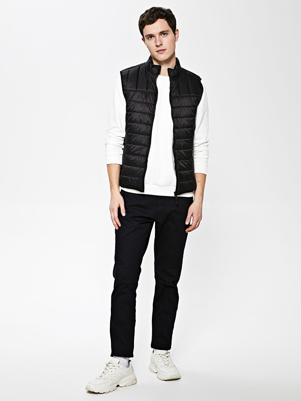 Siyah Slim Fit Dik Yaka Erkek Şişme Yelek-3