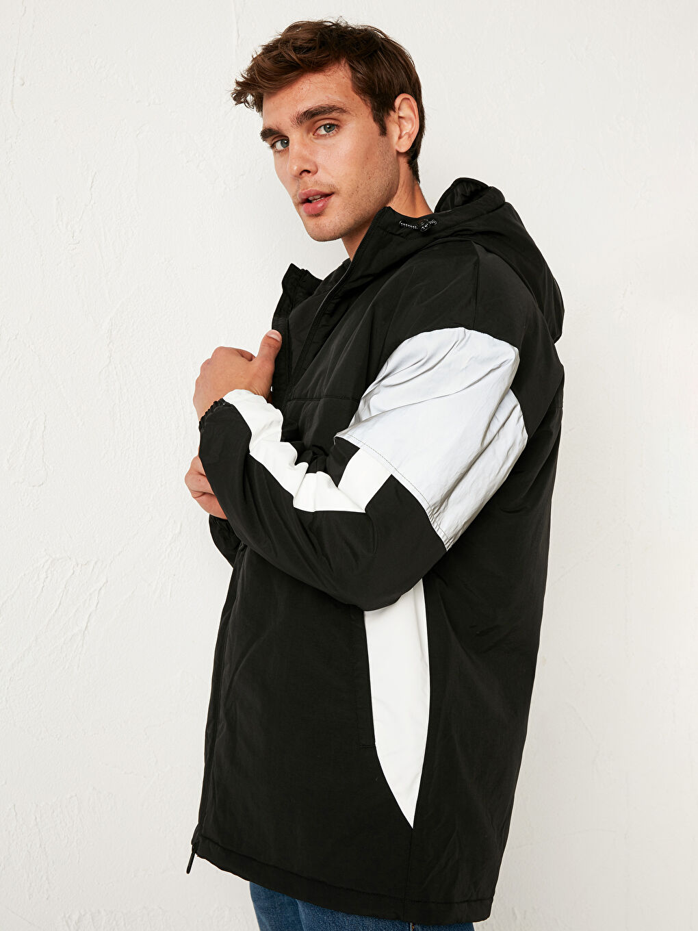 Stand-Up Collar Short Coat with Hood -S11151Z8-J0F
