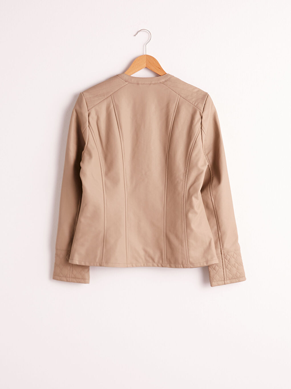 Veste en simili cuir à col rond, manches longues, coupe régulière pour femmes-5