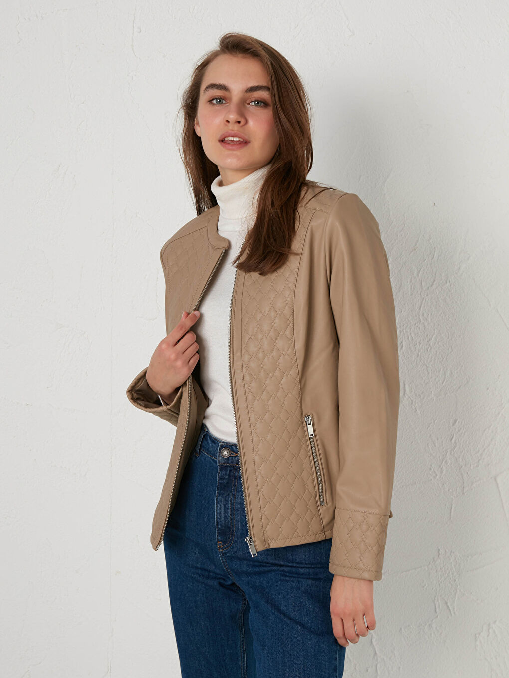 Veste en simili cuir à col rond, manches longues, coupe régulière pour femmes-1