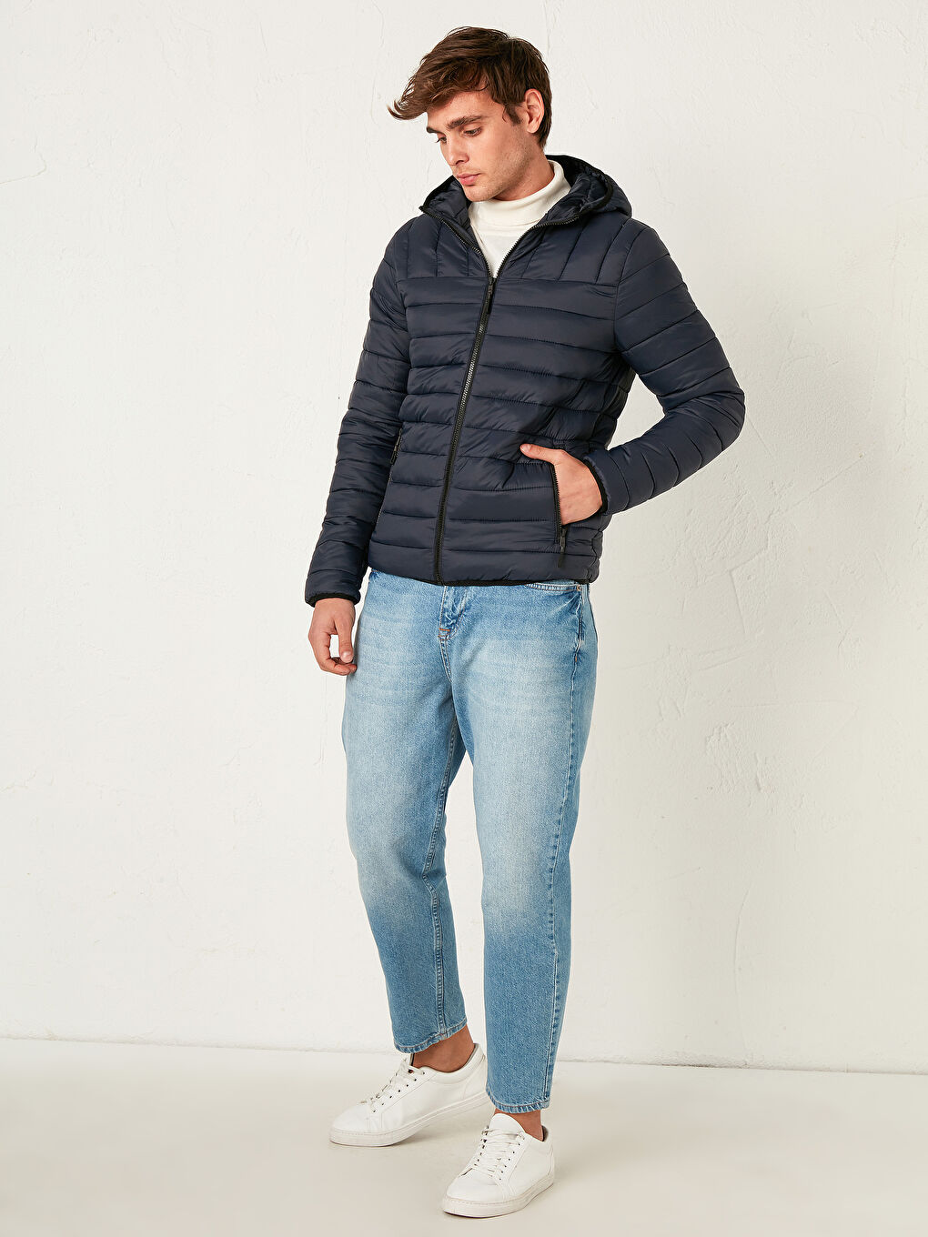 Lacivert Slim Fit Kapüşonlu Erkek Şişme Mont-2