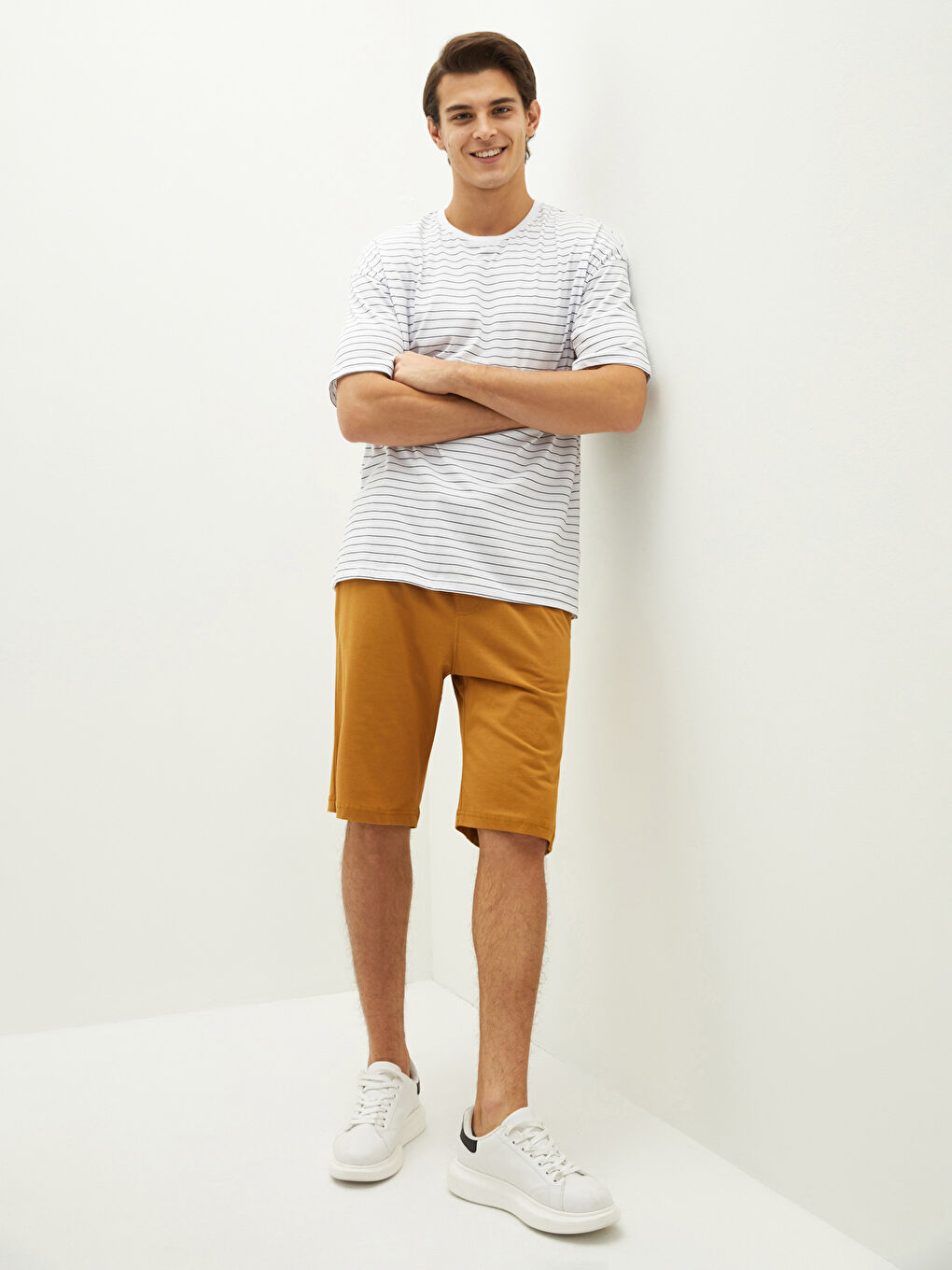 Regular Fit Men's Shorts with Elastic Waist