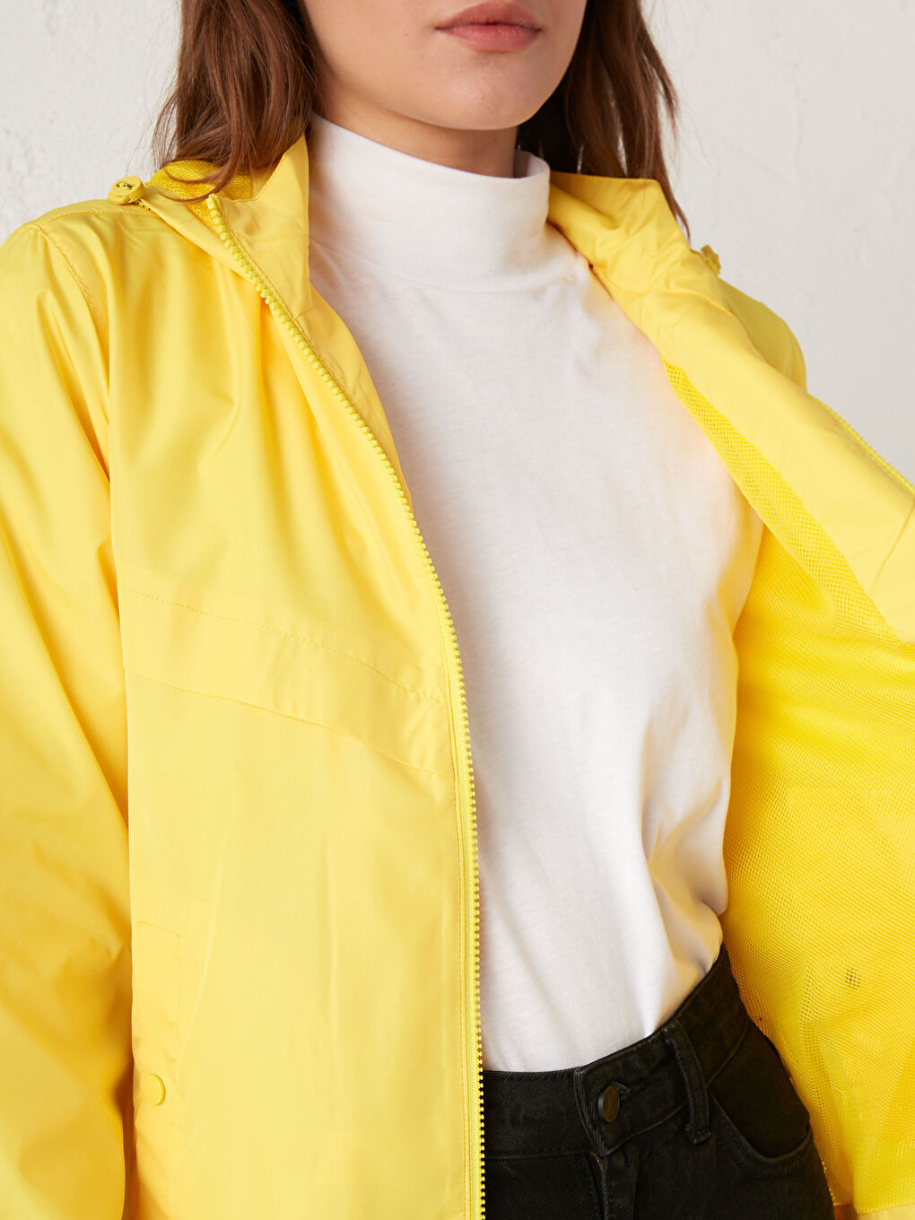 معطف مطر خفيف الوزن بكابوش-9