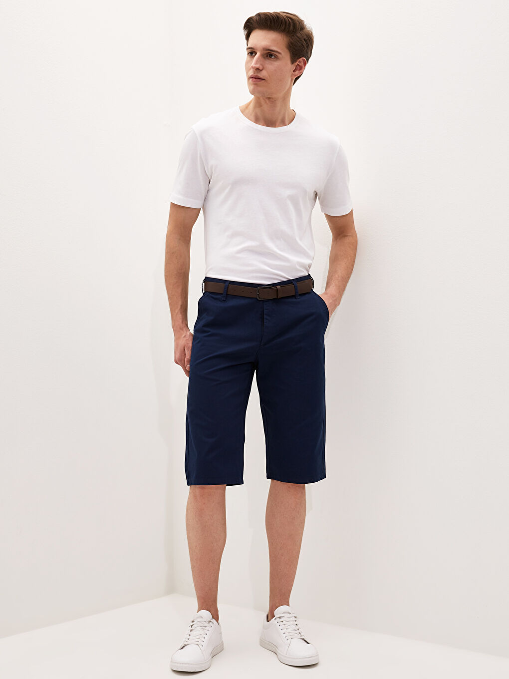 Lacivert Standart Kalıp Bermuda Erkek Şort