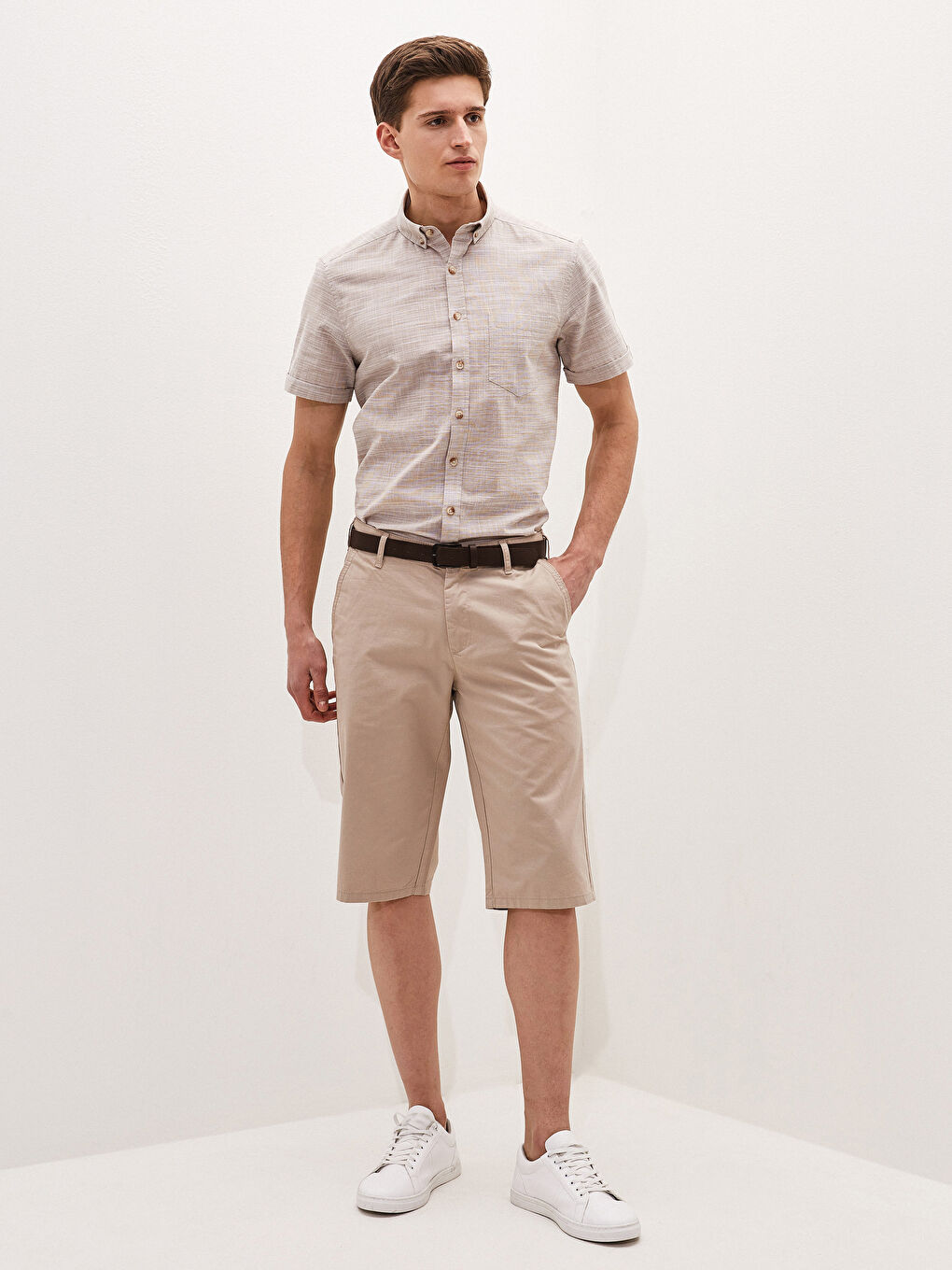 Bej Standart Kalıp Bermuda Erkek Şort-2