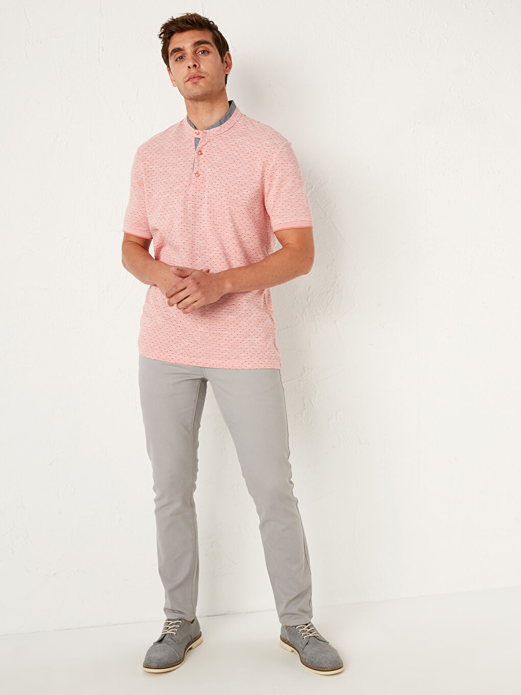 Pembe Hakim Yaka Kısa Kollu Pamuklu Tişört-4