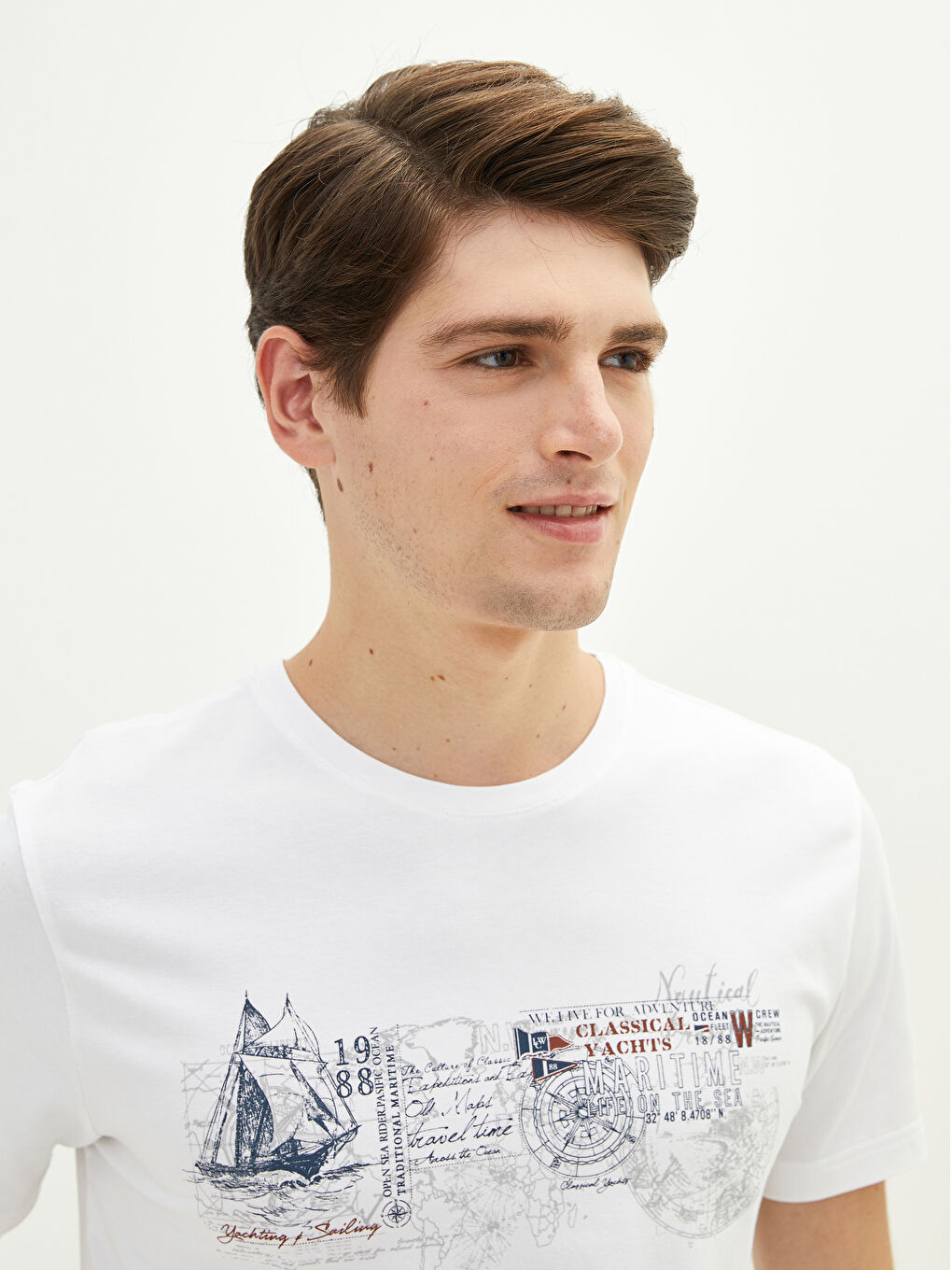 LCWAIKIKI Classic Crew Neck Short Sleeve Printed Combed Cotton Men's T-shirt -S11296Z8-K7U