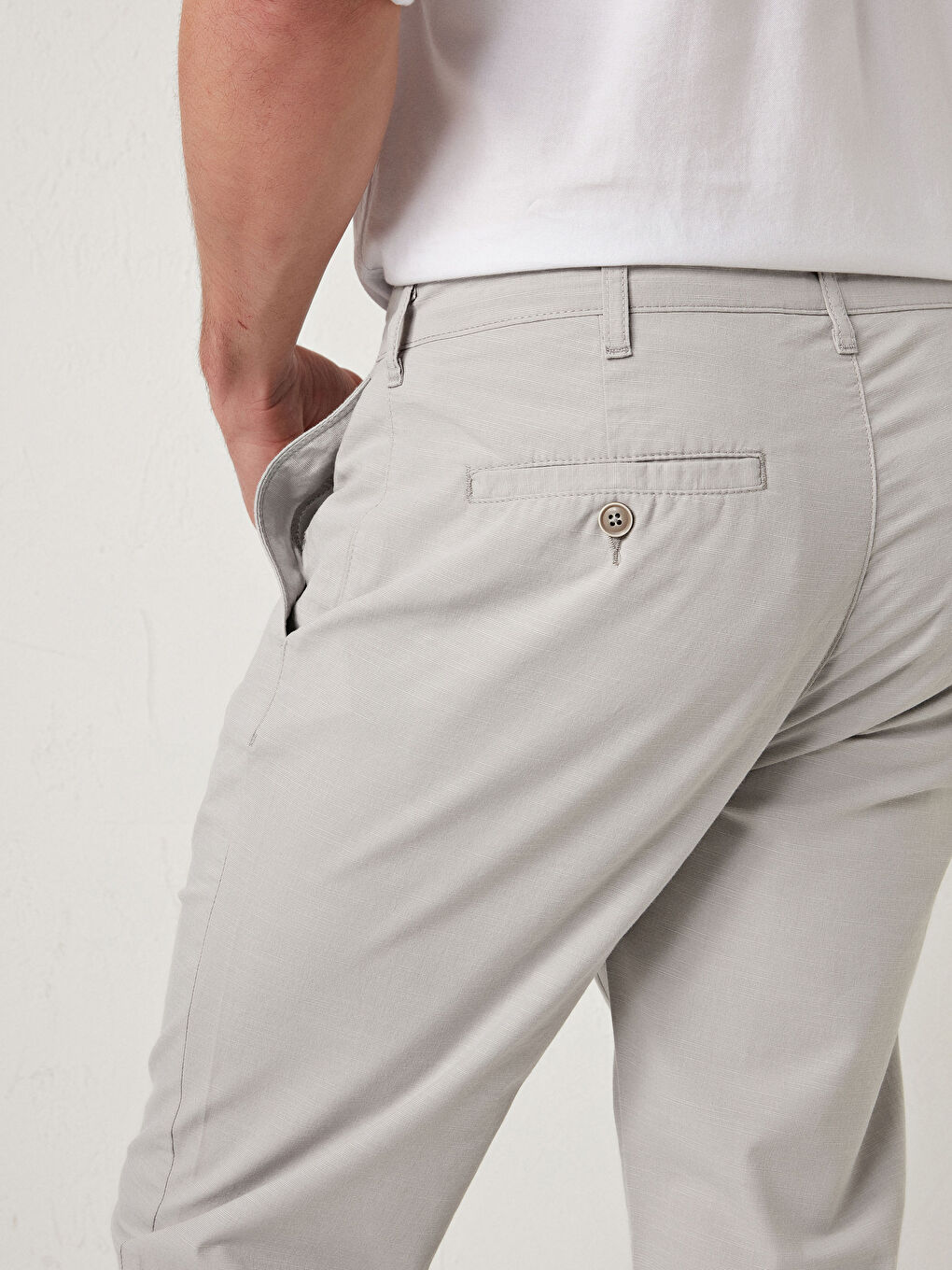 بنطلون رجالي بقصة عادية وملمس-4