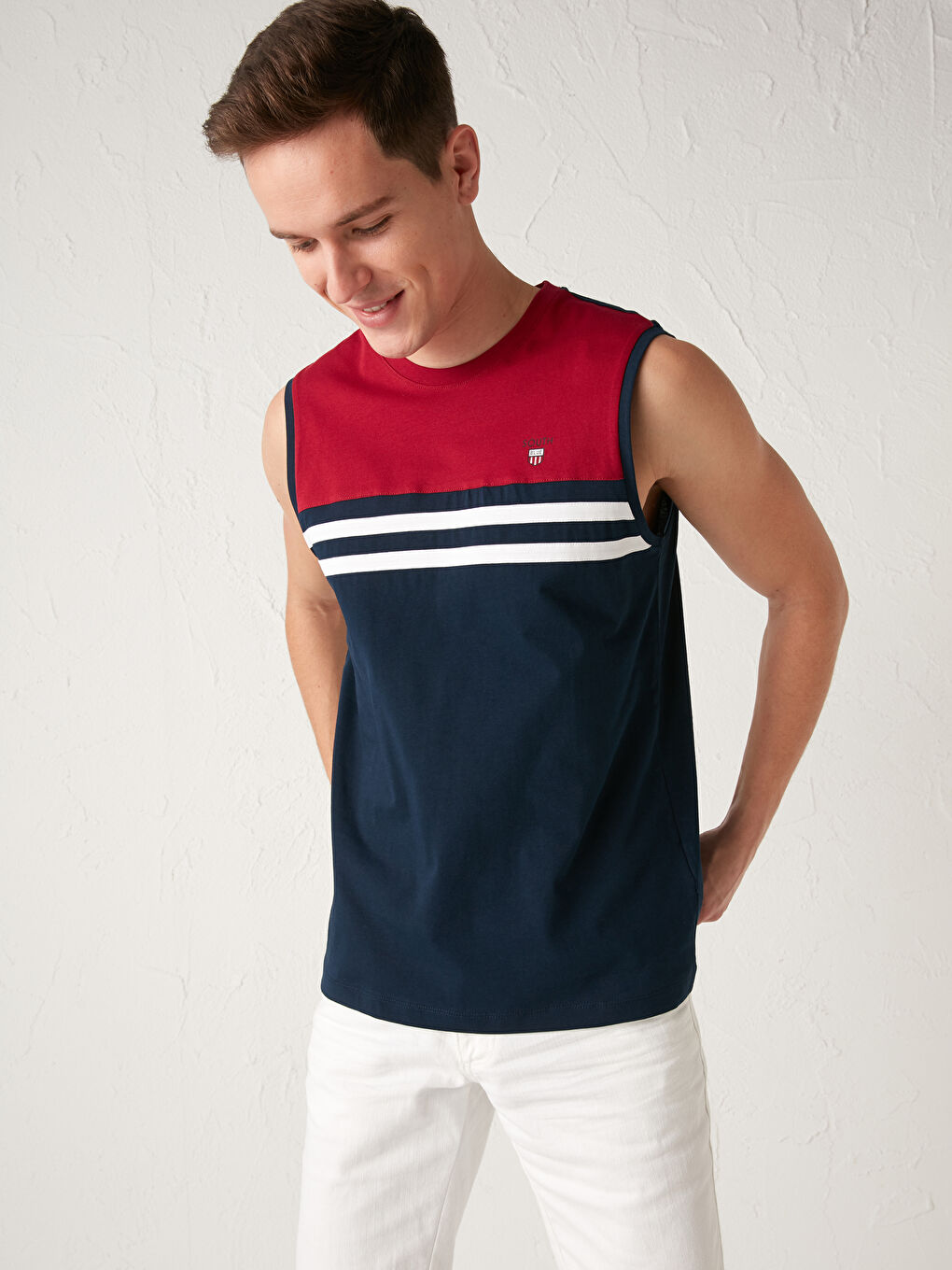 Standard Fit Crew Neck Cotton Men's Sleeveless T-Shirt