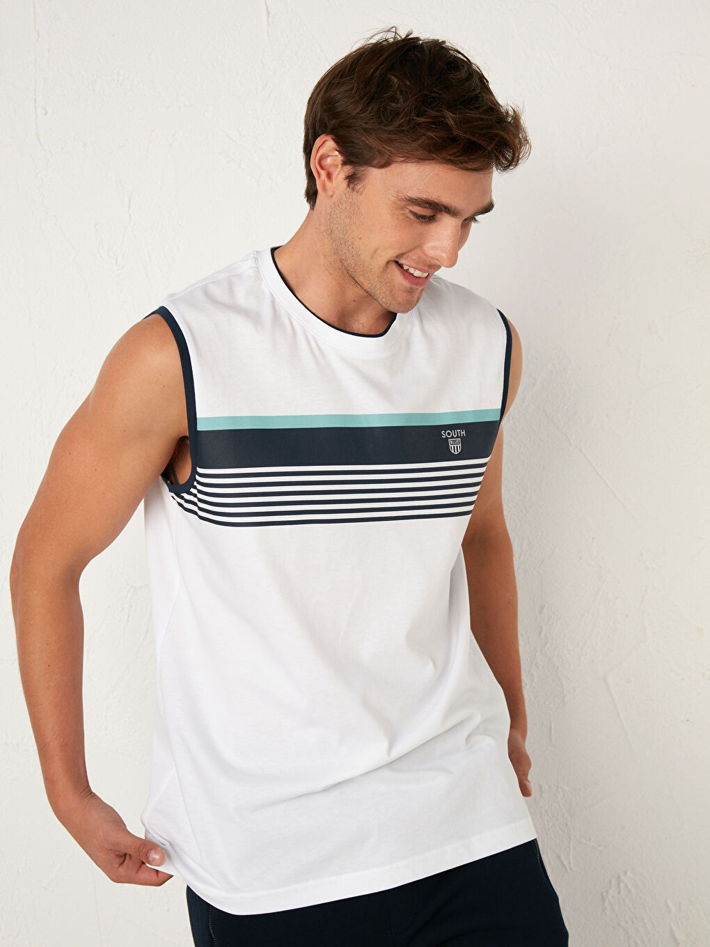 Beyaz Bisiklet Yaka Baskılı Pamuklu Erkek Kolsuz Tişört-1