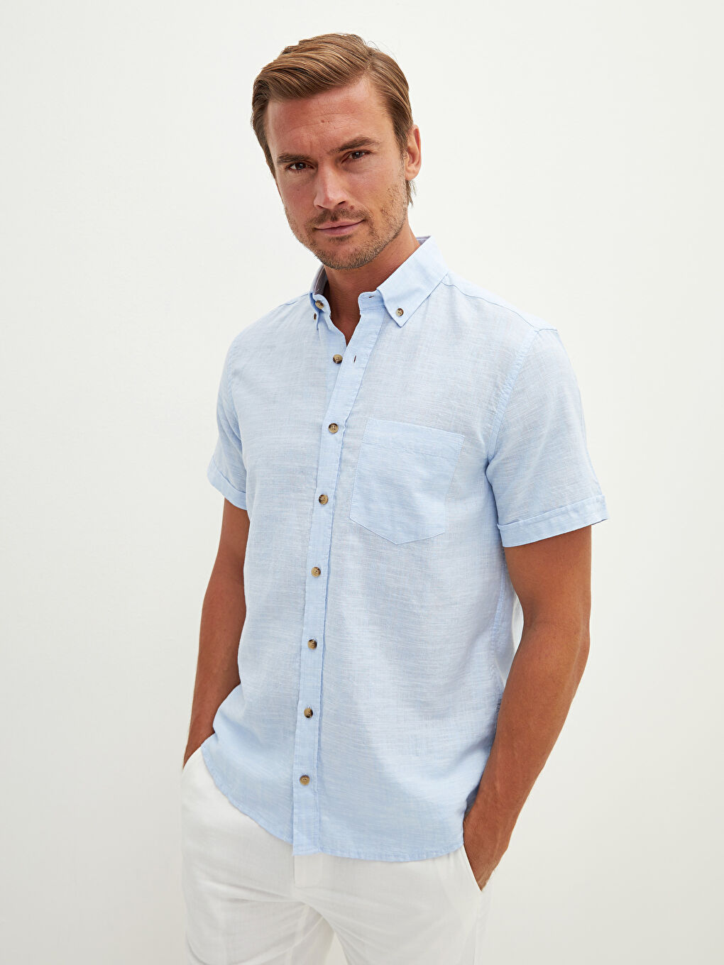 Chemise en Lin à Manches Courtes pour Hommes Coupe Régulière-1