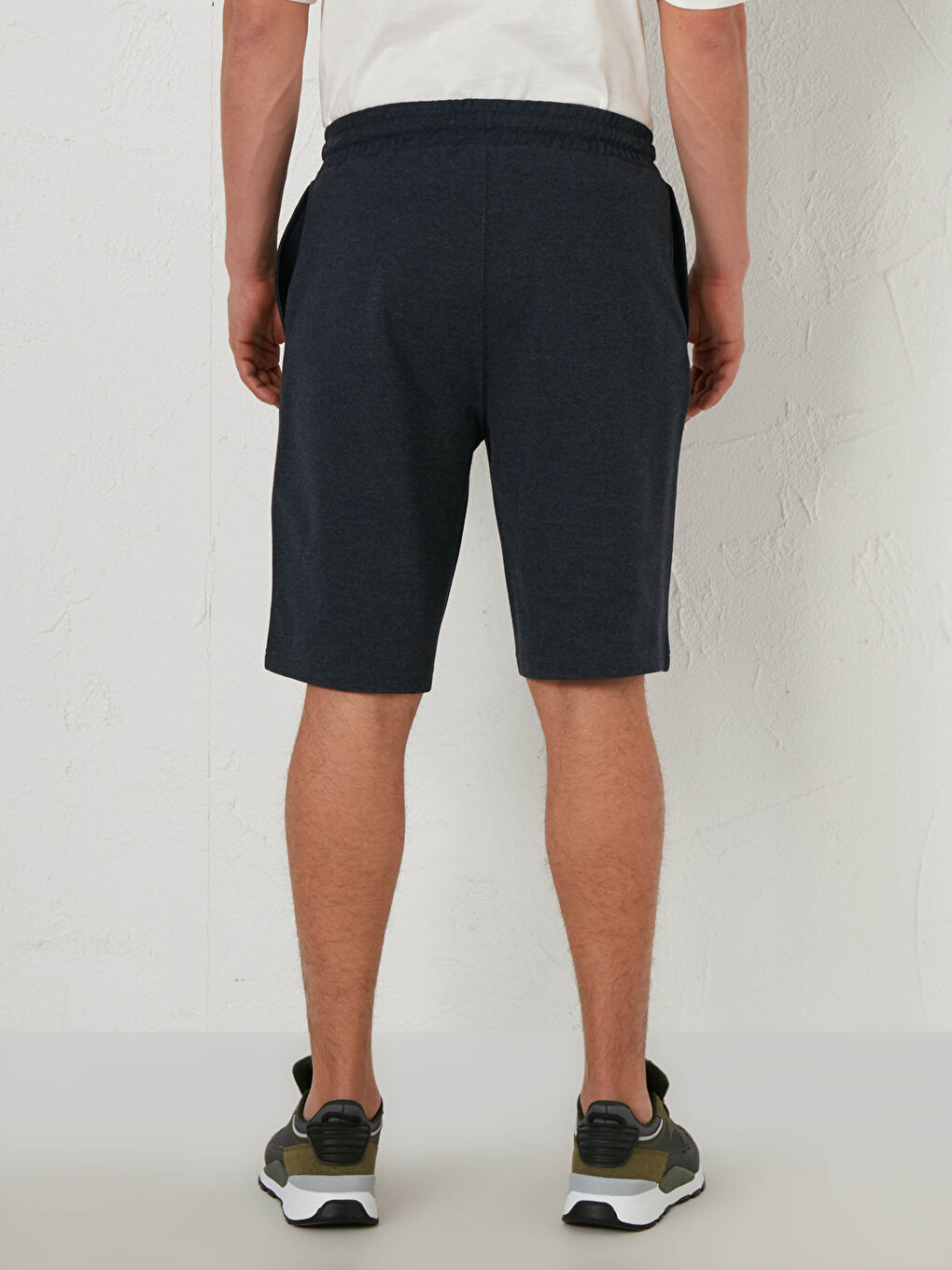 Стандартные однотонные шорты из пике-3