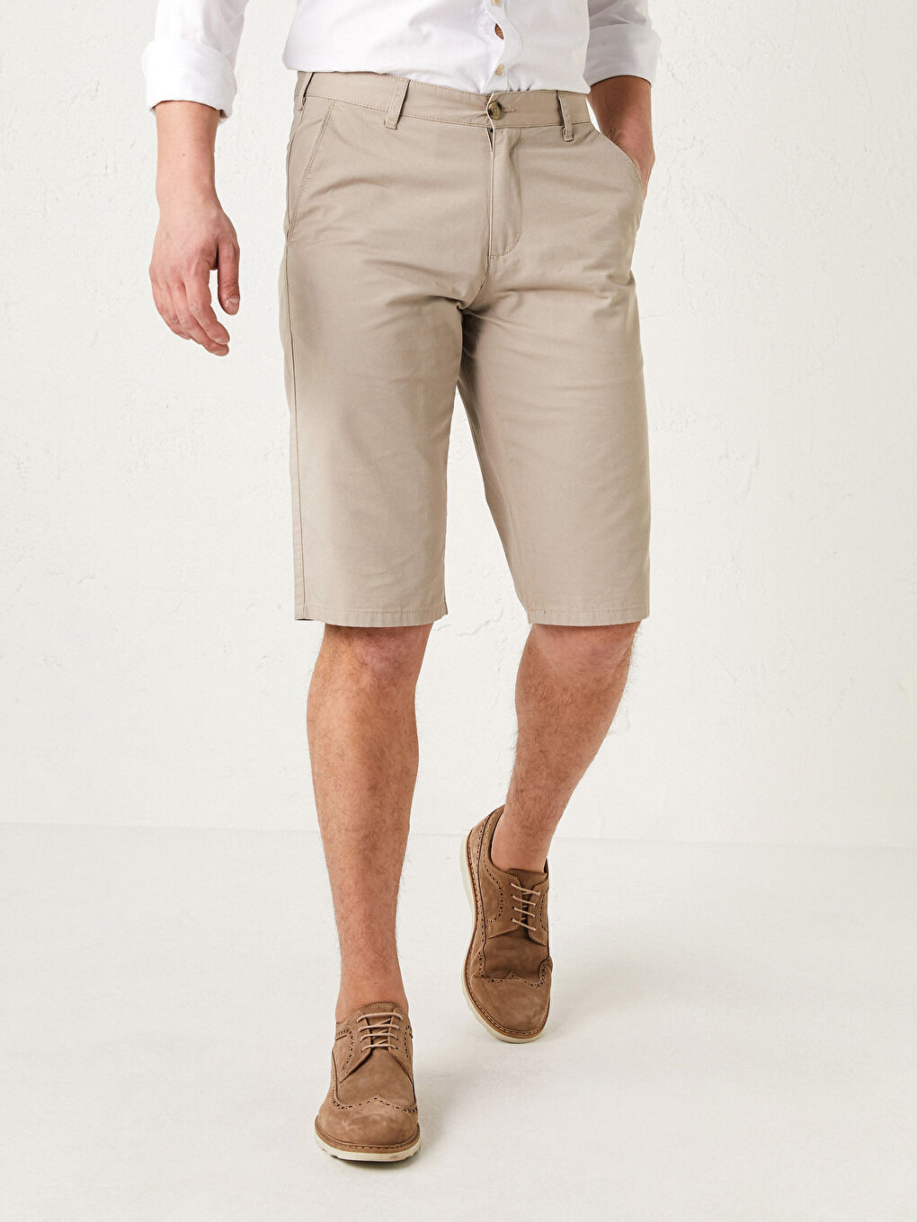 Bej Standart Kalıp Gabardin Şort-2