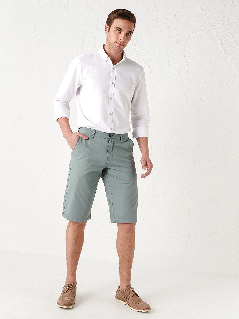 Yeşil Standart Kalıp Gabardin Şort