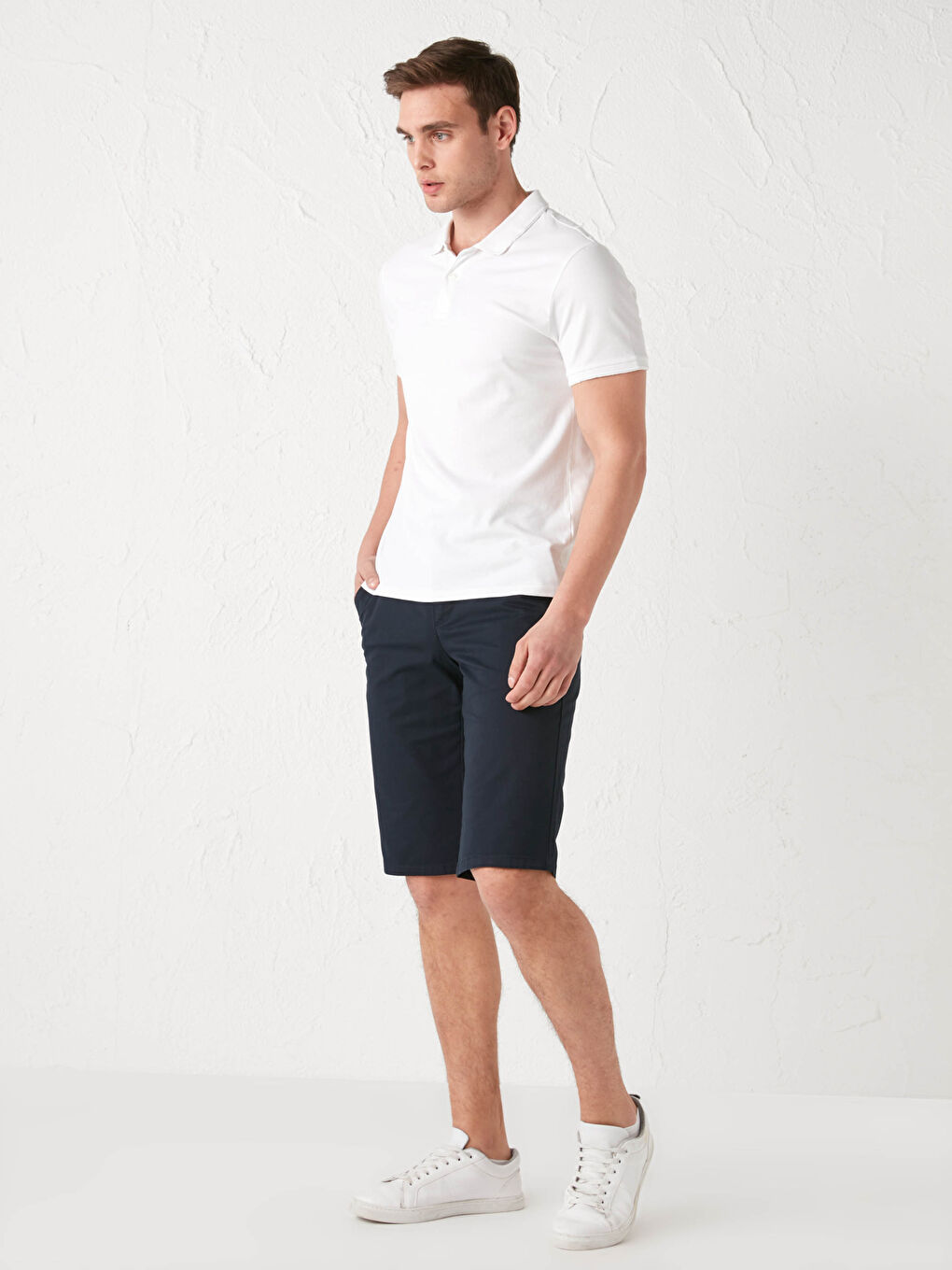 Ерлерге арналған еркін пішімдегі габардин шолақ шалбар-1