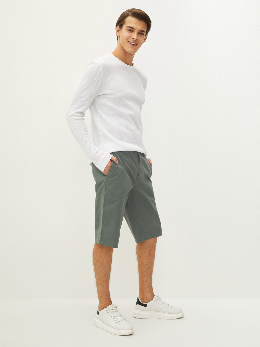 Relaxed Fit Gabardine Men's Bermuda Shorts-1