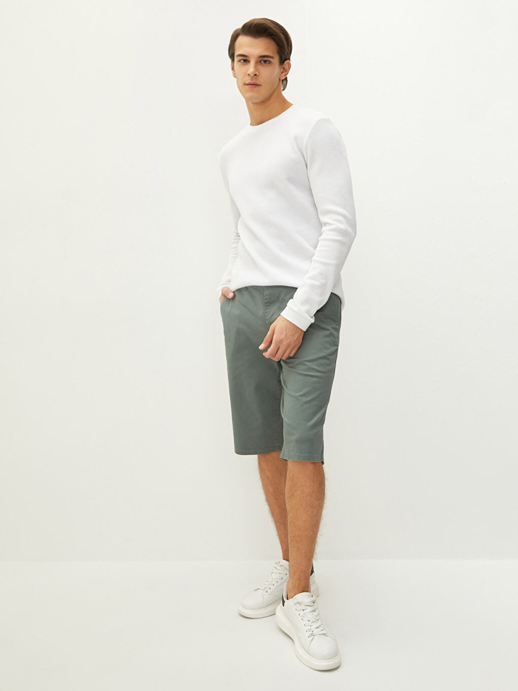 Relaxed Fit Gabardine Men's Bermuda Shorts-2