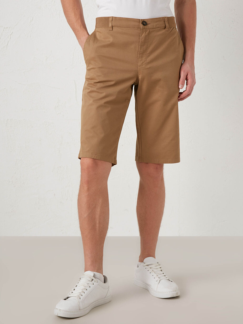 Bej Rahat Kalıp Gabardin Bermuda Şort-2