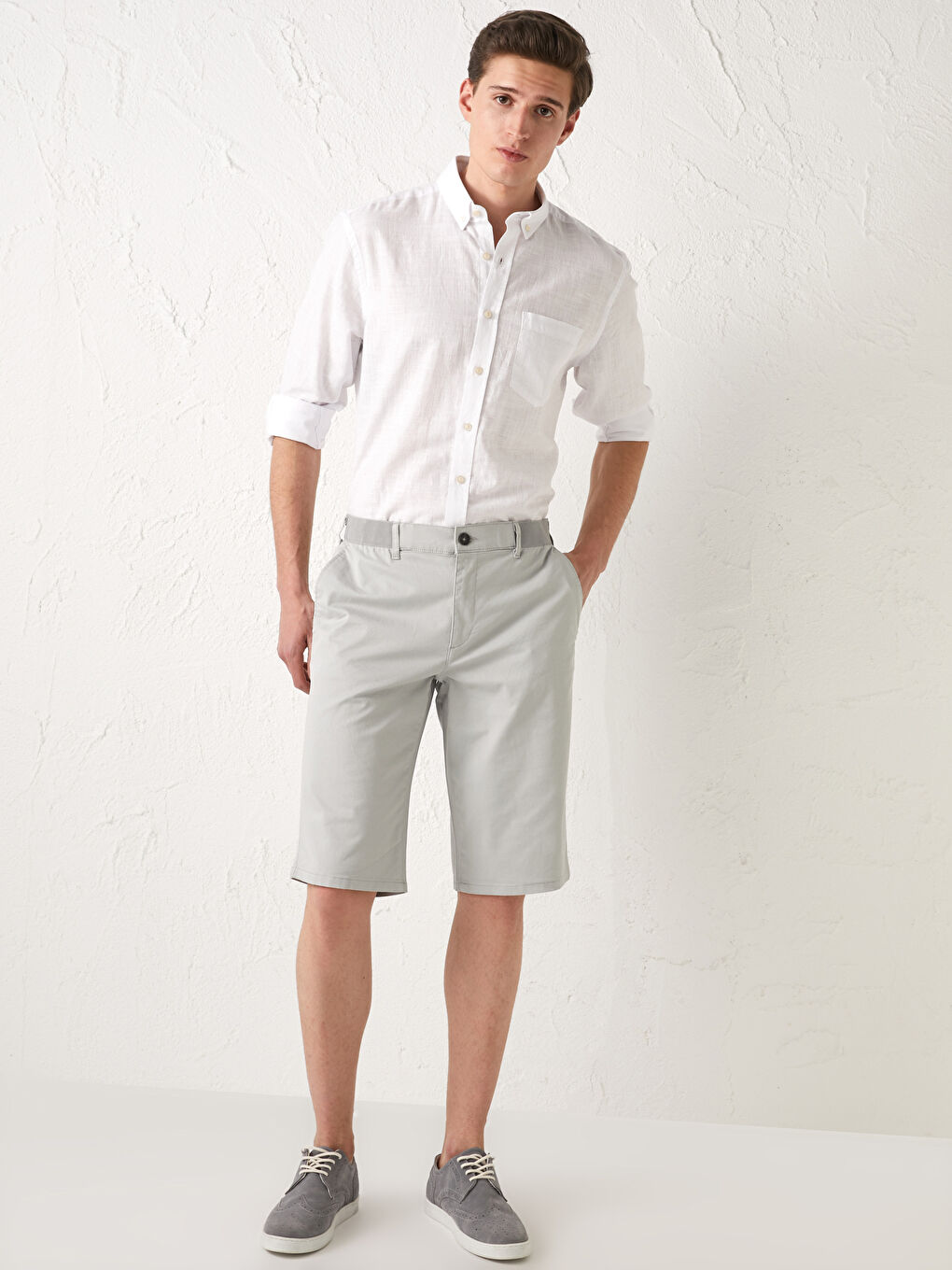Gri Rahat Kalıp Gabardin Erkek Bermuda Şort