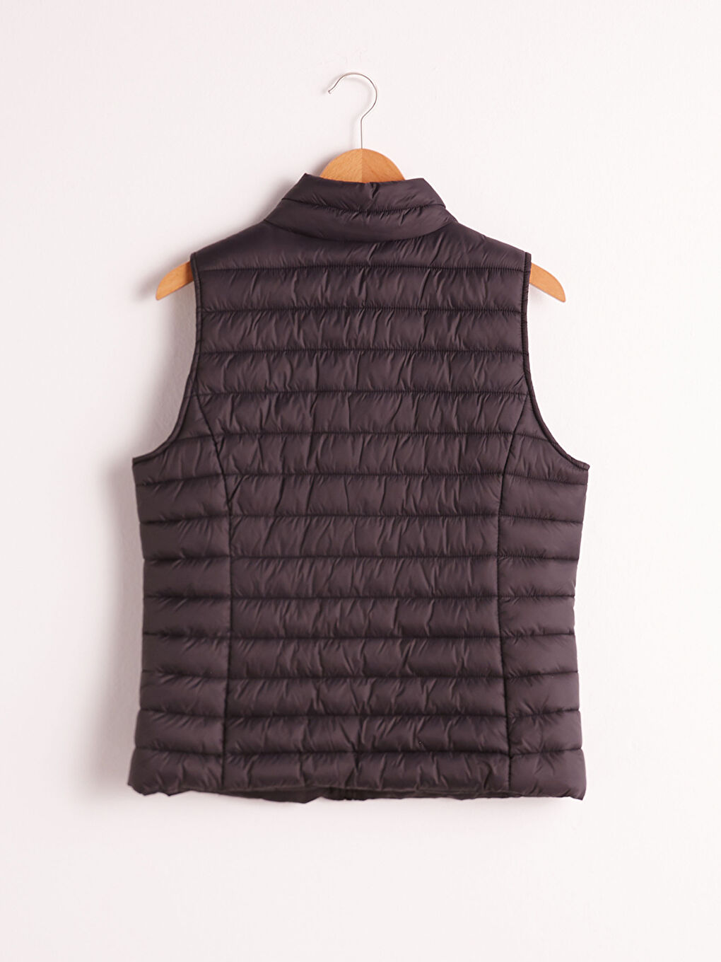 Siyah Dik Yaka Şişme Yelek-5