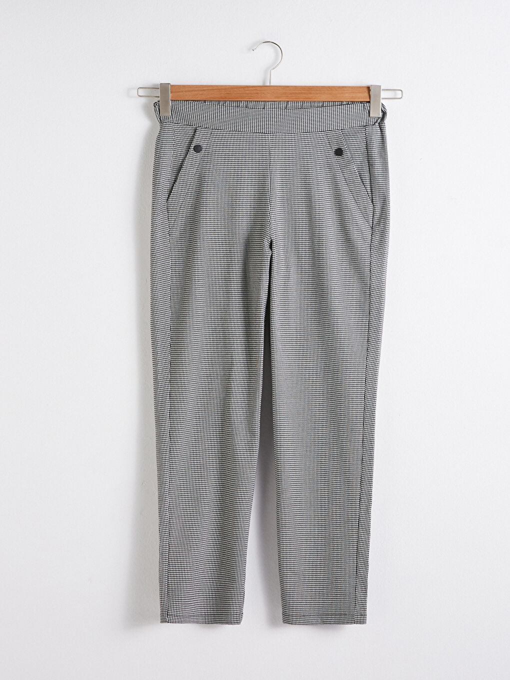 Houndstooth Patterned Pocket Detailed Trousers-10