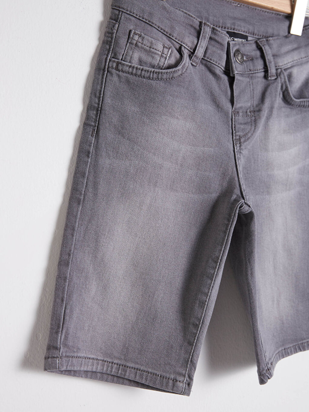 Хлопковые джинсовые шорты для мальчиков-2