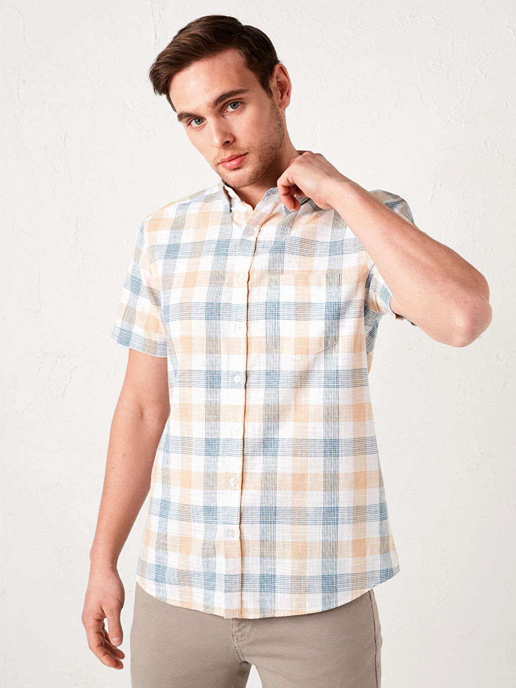 Regular Fit Short Sleeve Plaid Poplin Men's Shirt-1