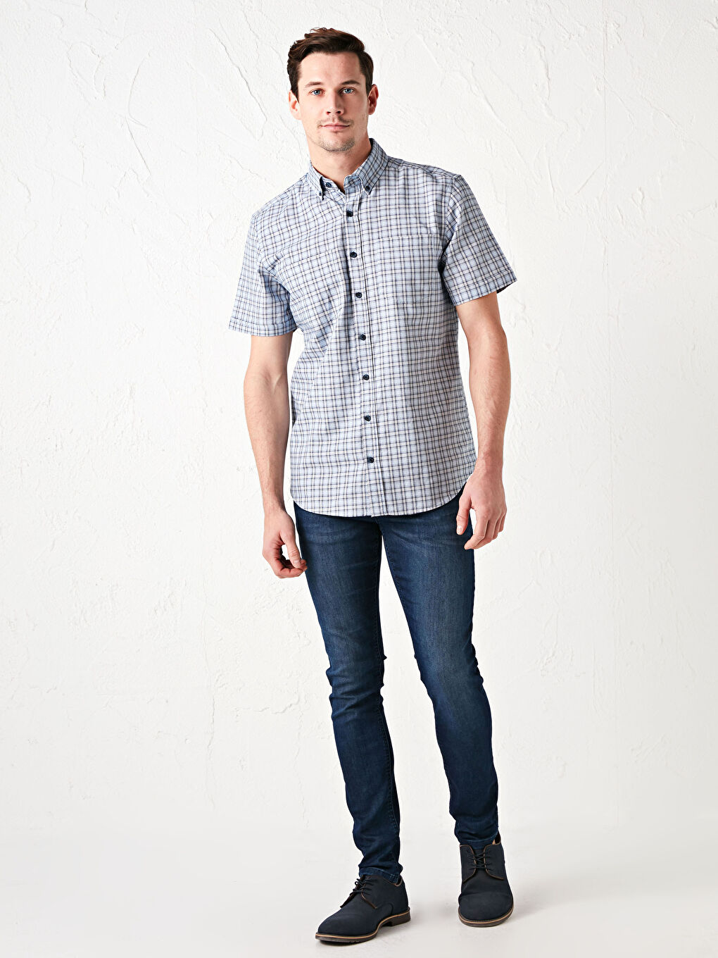 LCWAIKIKI Classic Regular Fit Short Sleeve Plaid Oxford Men's Shirt -S11766Z8-LLC