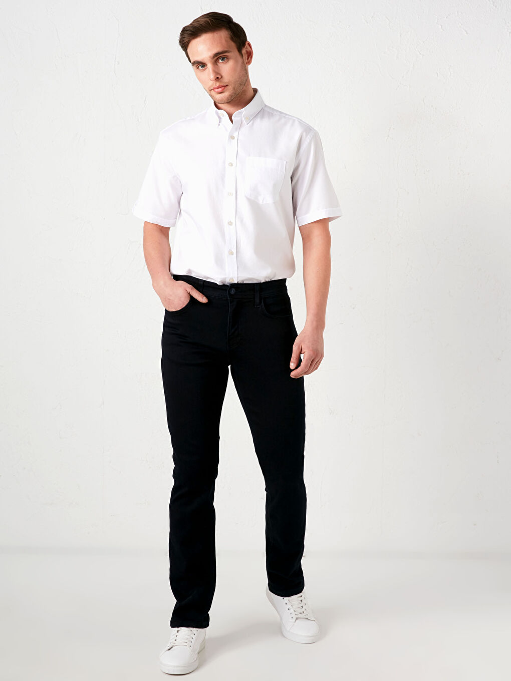 Beyaz Rahat Kalıp Kısa Kollu Oxford Erkek Gömlek-2