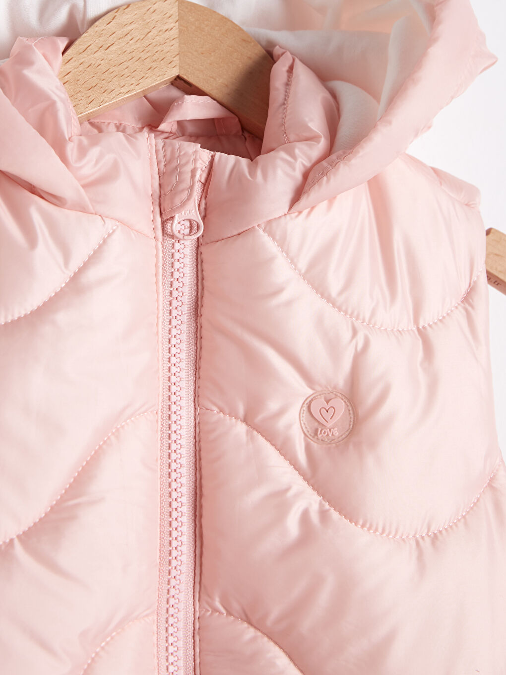 Pembe Kapüşonlu Kolsuz Kız Bebek Fermuarlı Şişme Yelek-1