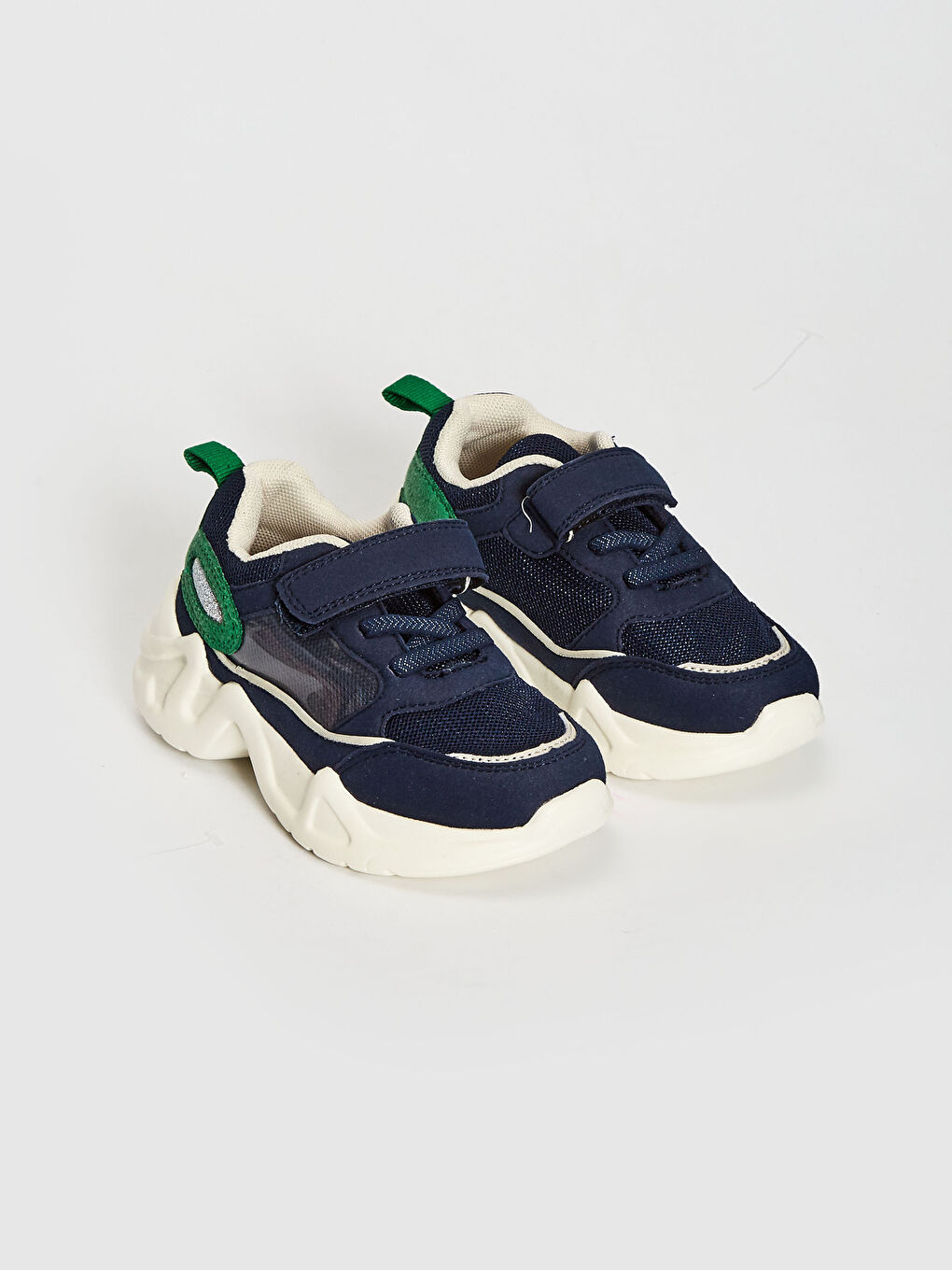 Кроссовки для малышей мальчиков